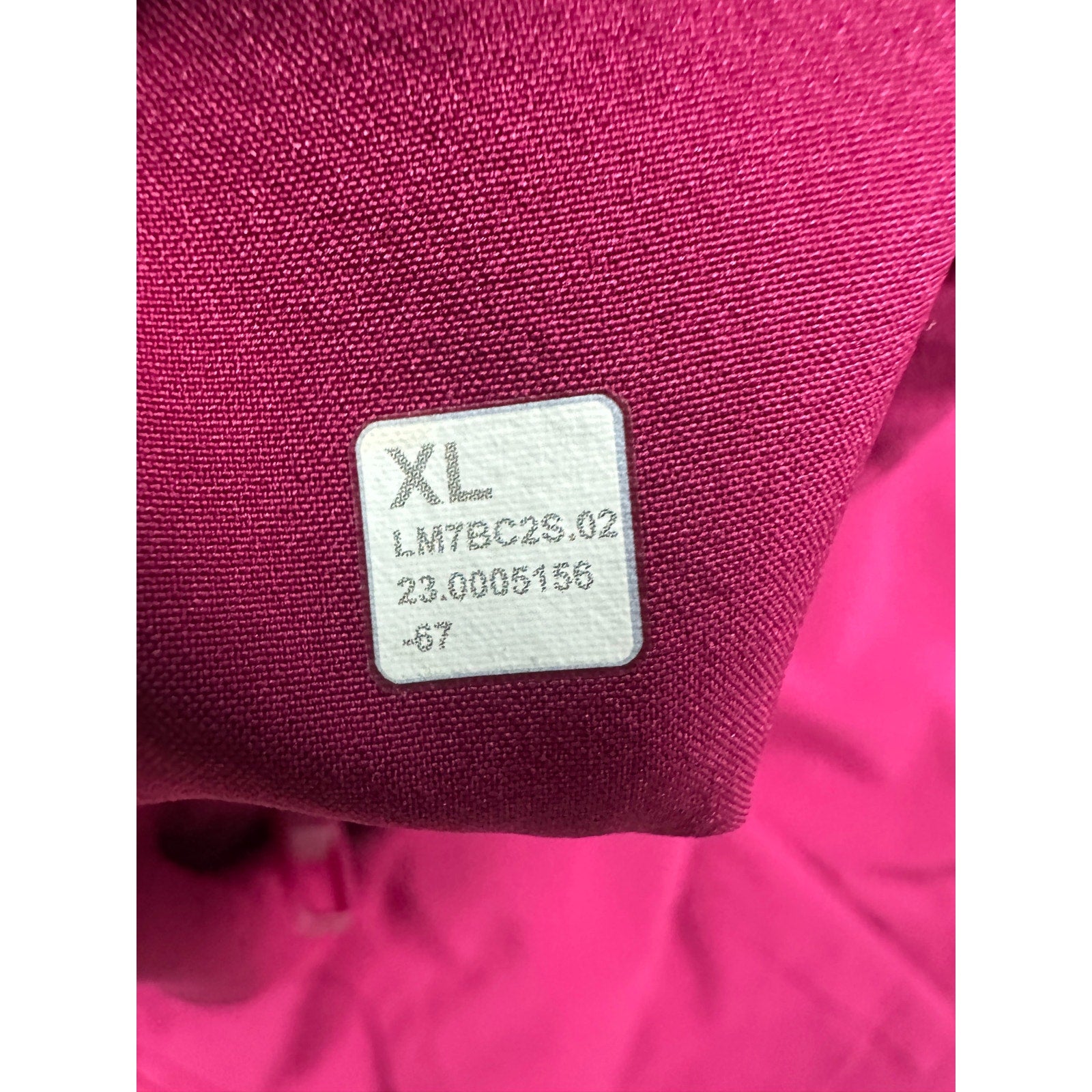 Lululemon Pace Breaker Linerless 5" Shorts in Dramatic Magenta — Size XL // Preowned