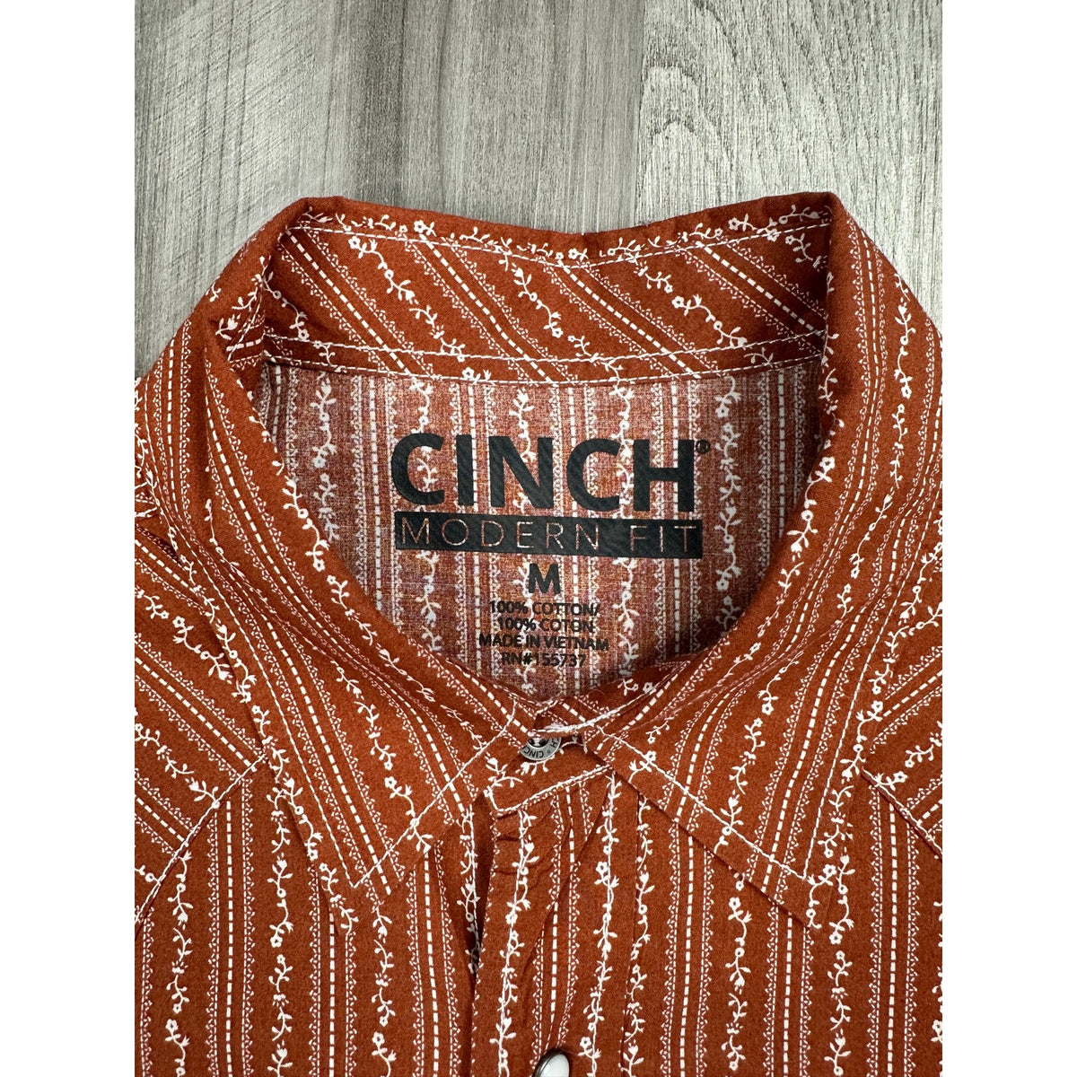 Cinch Modern Fit Western Long Sleeve Pearl Snap Shirt — Size Medium // Preowned