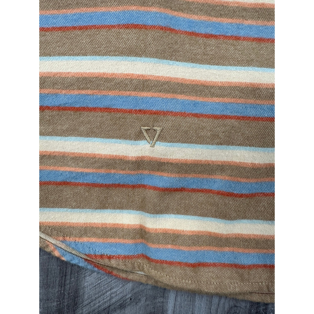 Vissla Central Coast Eco Flannel Long Sleeve Button Down Shirt — Size Medium // Preowned