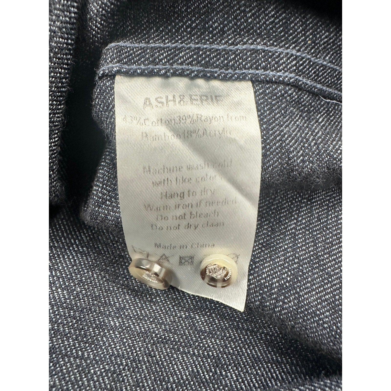 Ash & Erie Brushed Flannel Slim Fit Long Sleeve Shirt in Heather Indigo — Size Small // Preowned