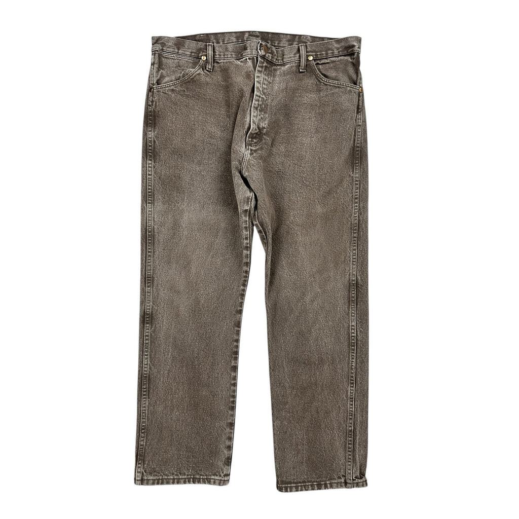 Wrangler Cowboy Cut Original Straight Fit Jeans — Size 38x30 // Preowned
