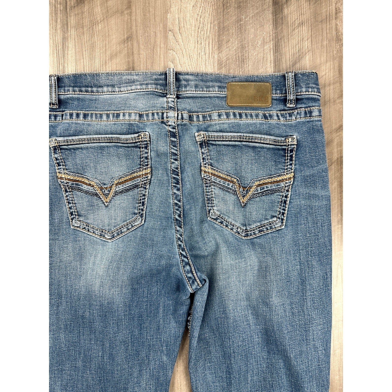 BKE Tyler Relaxed Fit Stretch Jean in Blue — Size 38x32 // Preowned