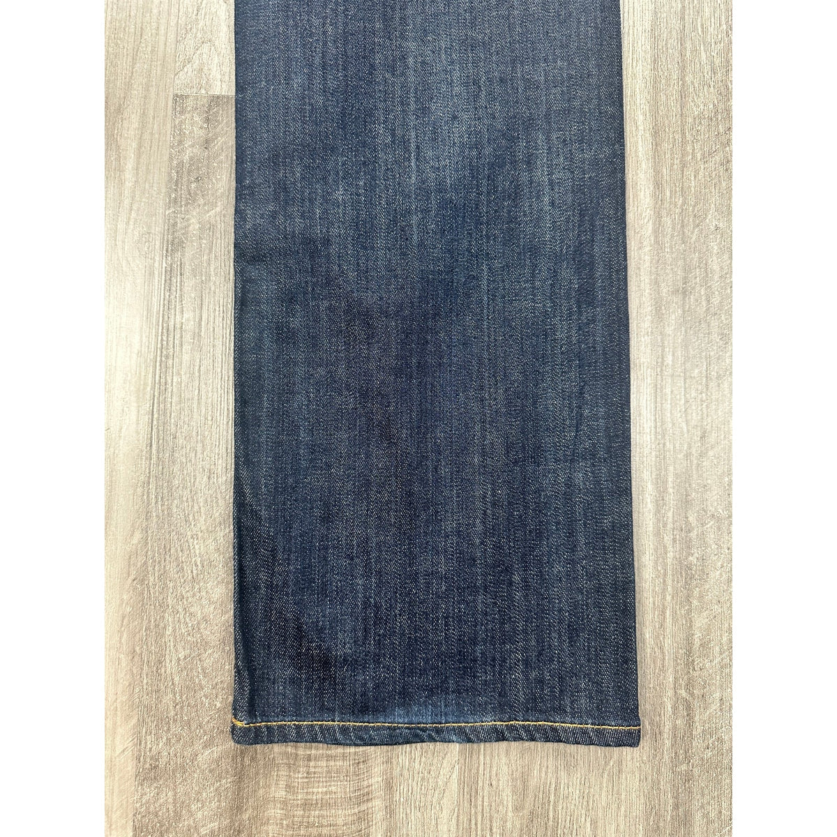 AG Adriano Goldschmied The Protégé Straight Leg Hunts Wash Jeans — Size 36x36 // Preowned