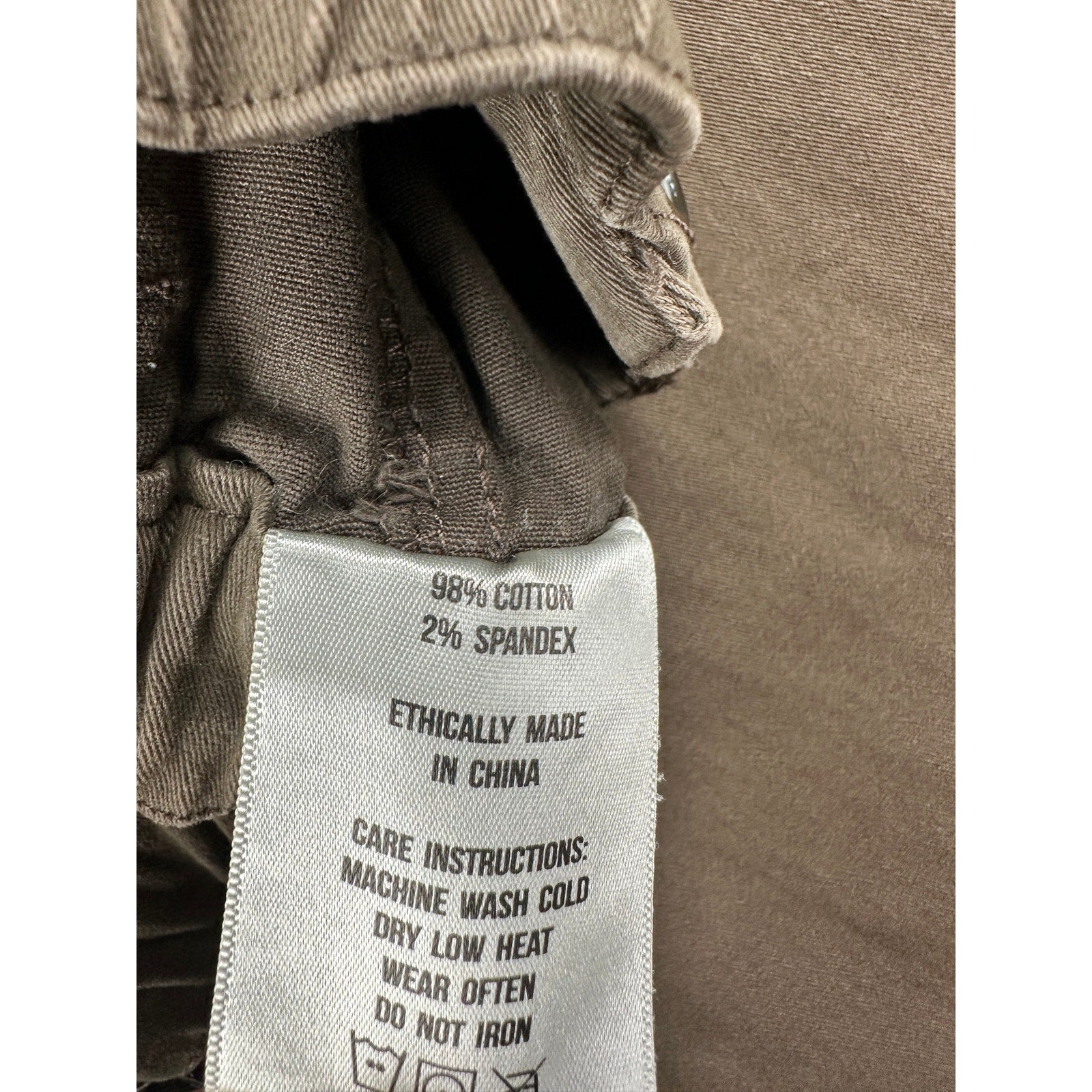 Cove Slim Straight Stretch Chino Pants in Brown — Size 34 // Preowned