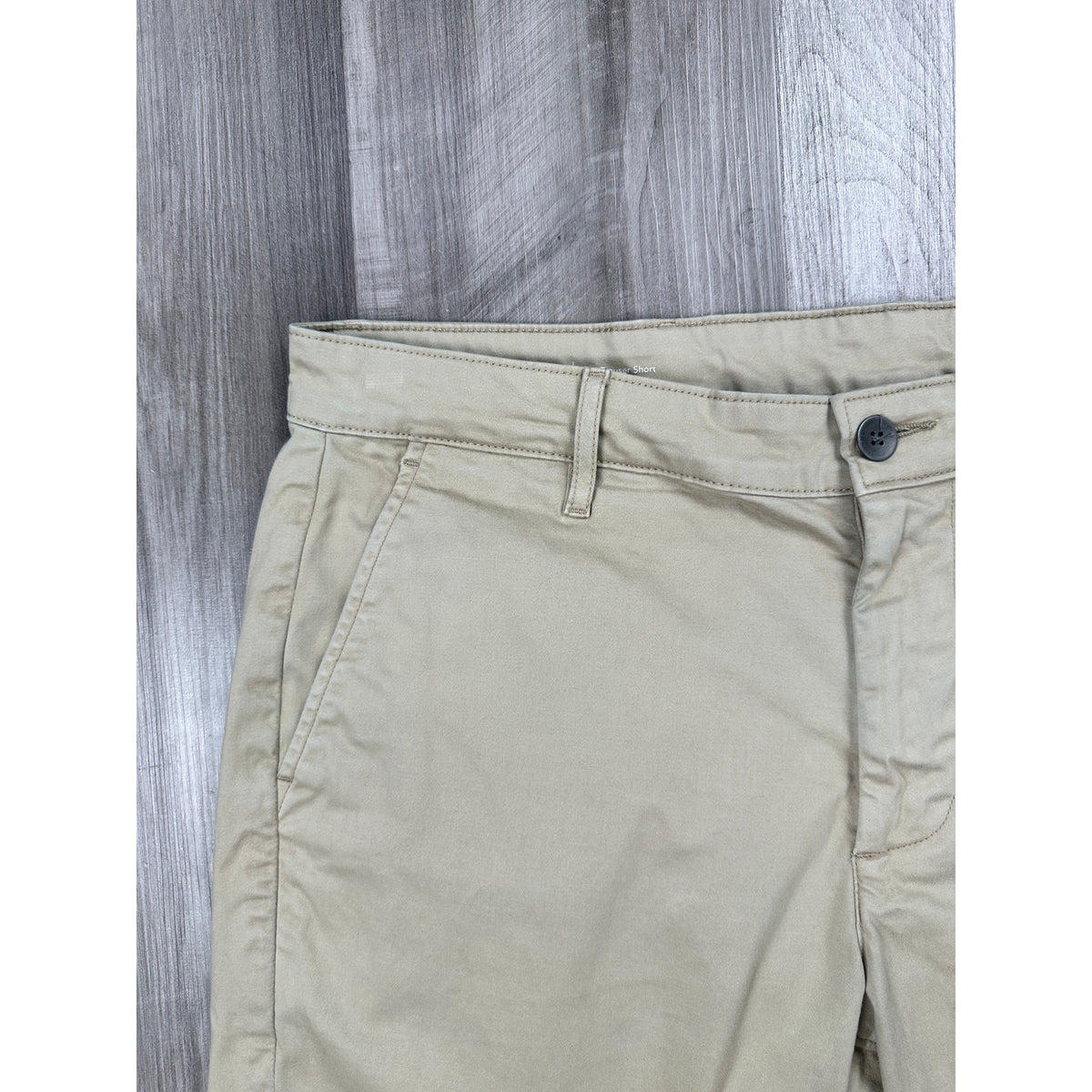 Adriano Goldschmied The Wanderer 8.5" Trouser Shorts — Size 33 // Preowned