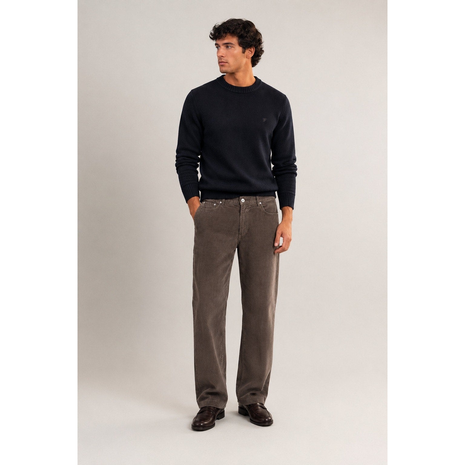 Façonnable Modele F40 Wide-Wale Corduroy Pants in Brown — Size 36