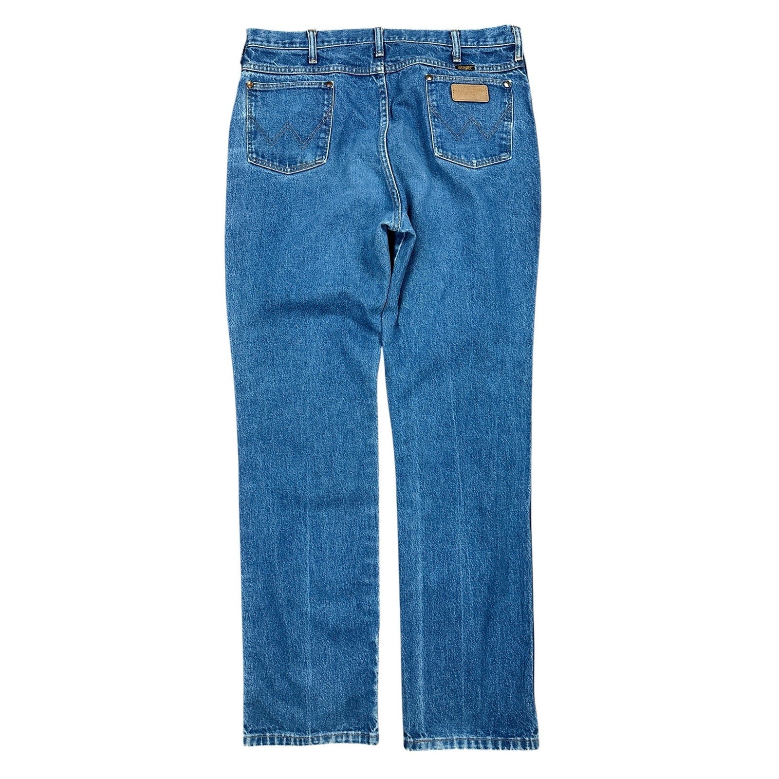 Wrangler Made in USA Cowboy Cut Slim Fit Prewashed Jeans in Blue — Size 39x36 // Preowned