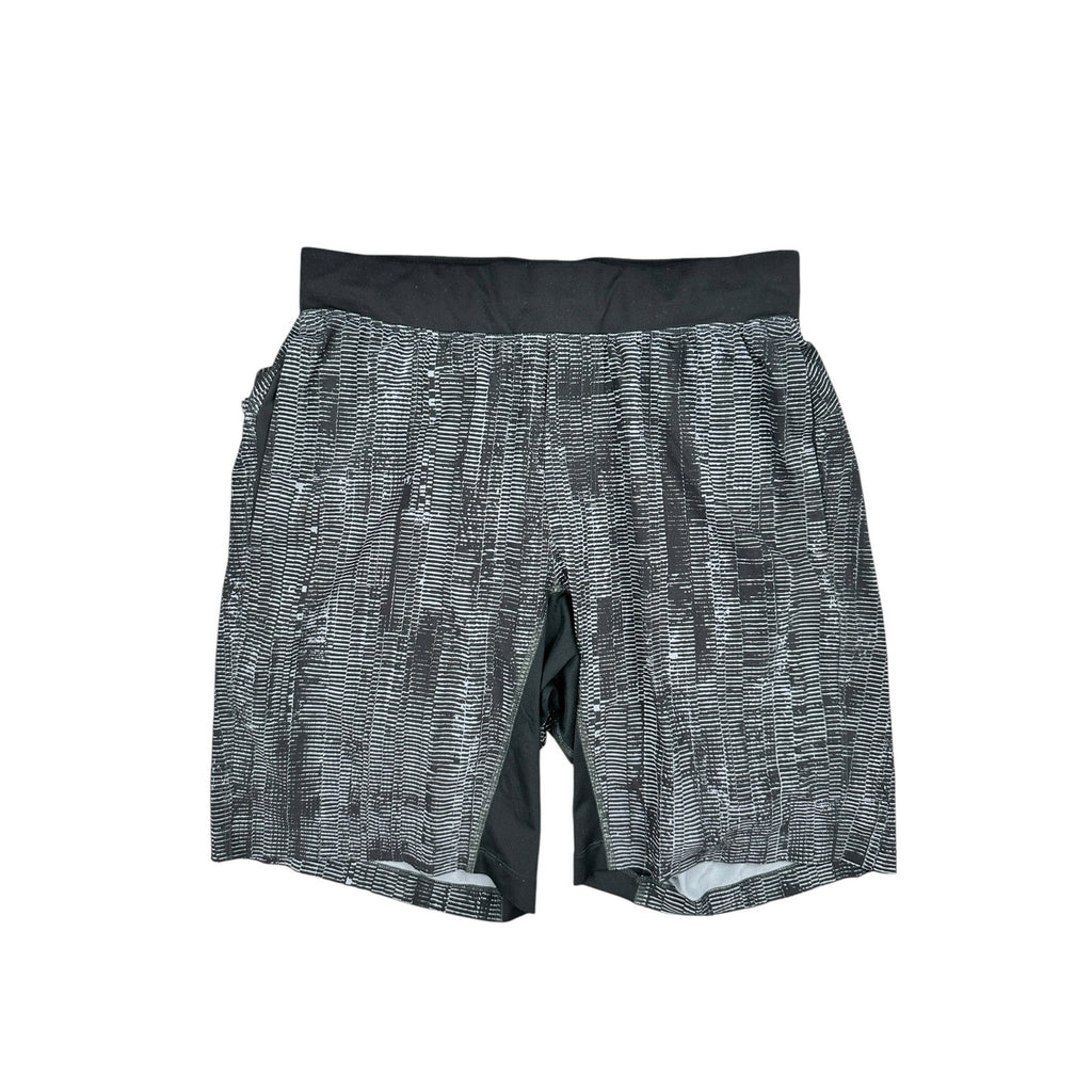 Lululemon T.H.E. Short 9" Lined Athletic Shorts — Size Small // Preowned