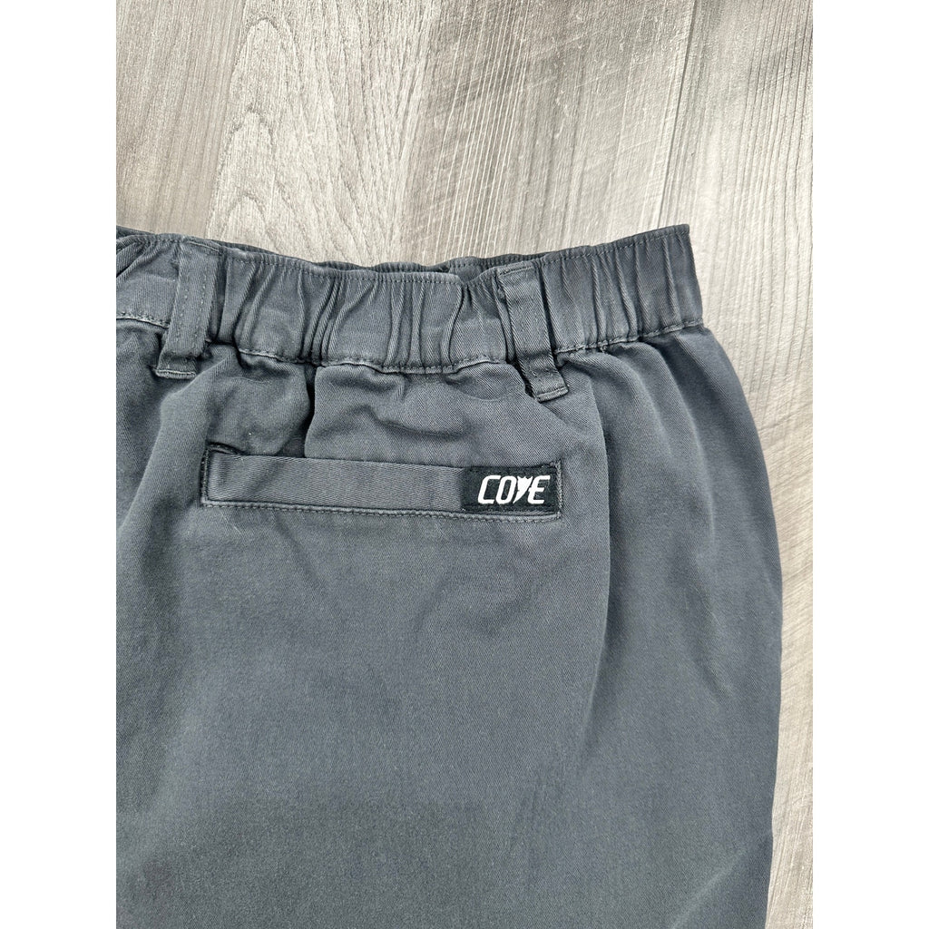 Cove 5" Chino Shorts in Charcoal — Size 38 // Preowned