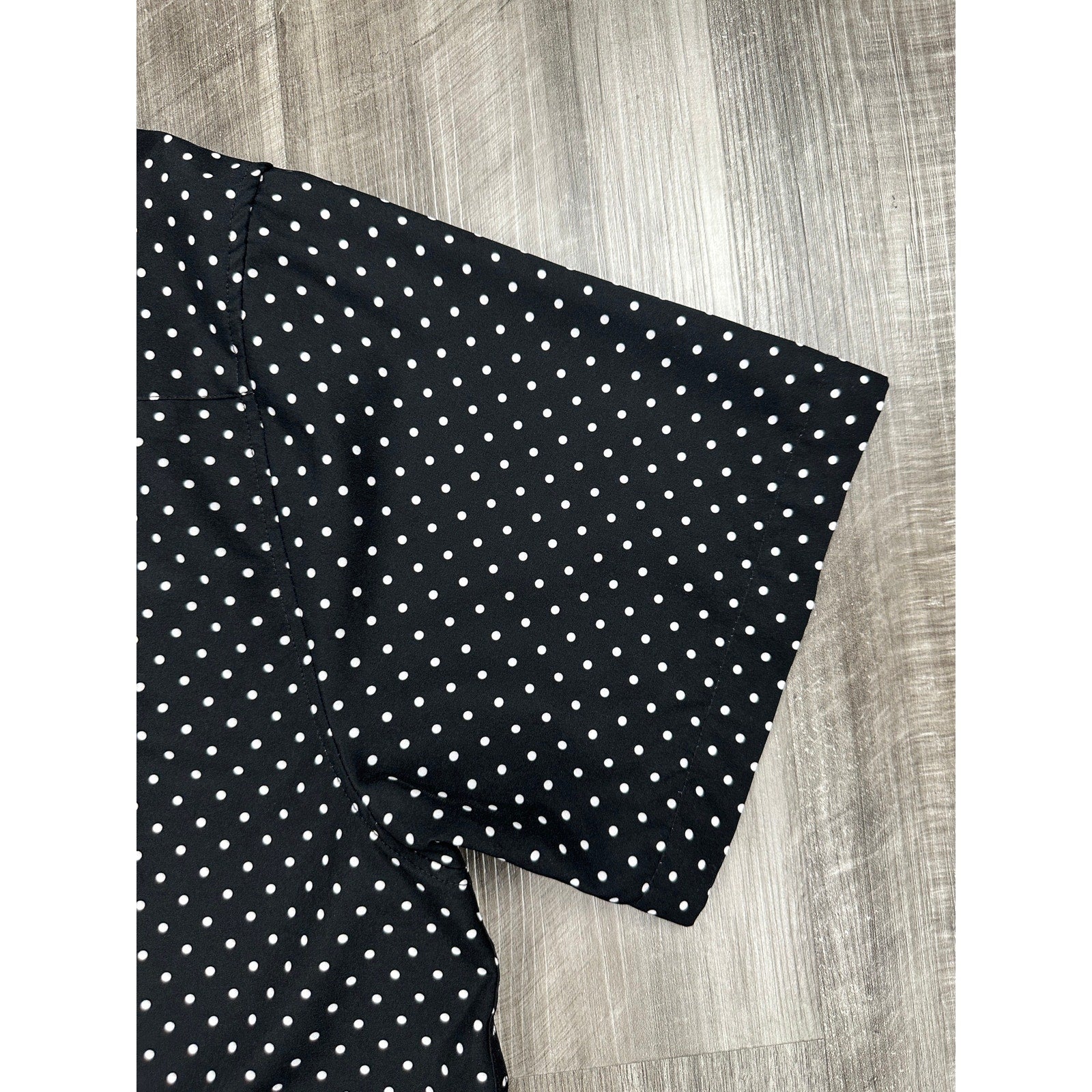 Dixxon Flannel Company The Milton Short Sleeve Shirt in Black, White — Size Large // Preowned