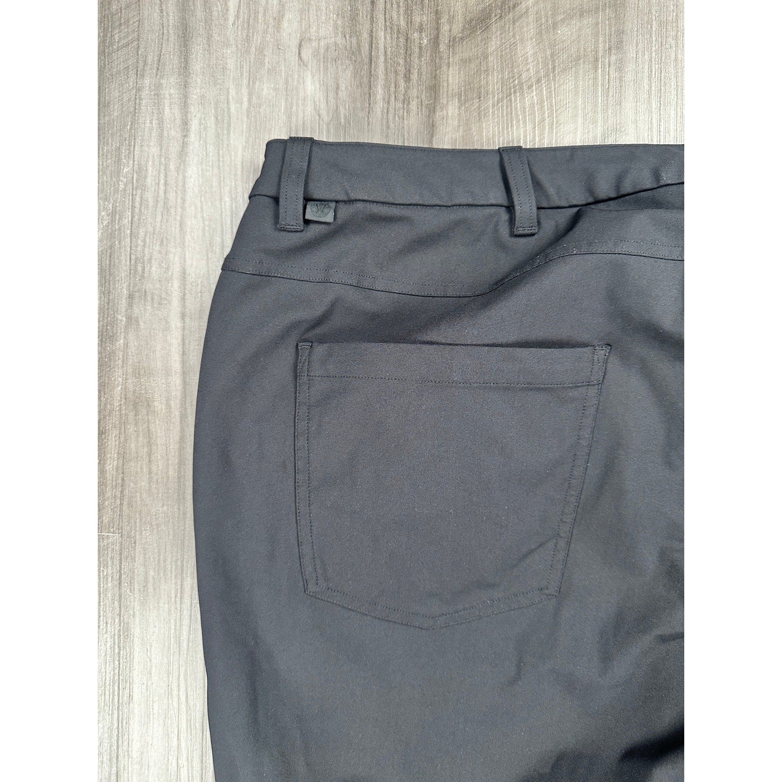 Lululemon ABC Slim Fit Warpstreme 5 Pocket Pants in Black — Size 42 // Preowned