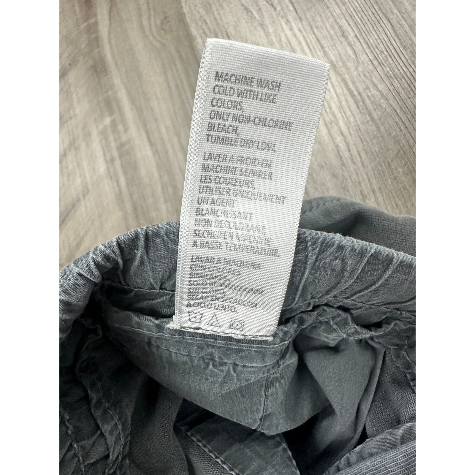 James Perse Parachute Poplin Cargo Shorts in Gray — Size 1 (US Small) // Preowned