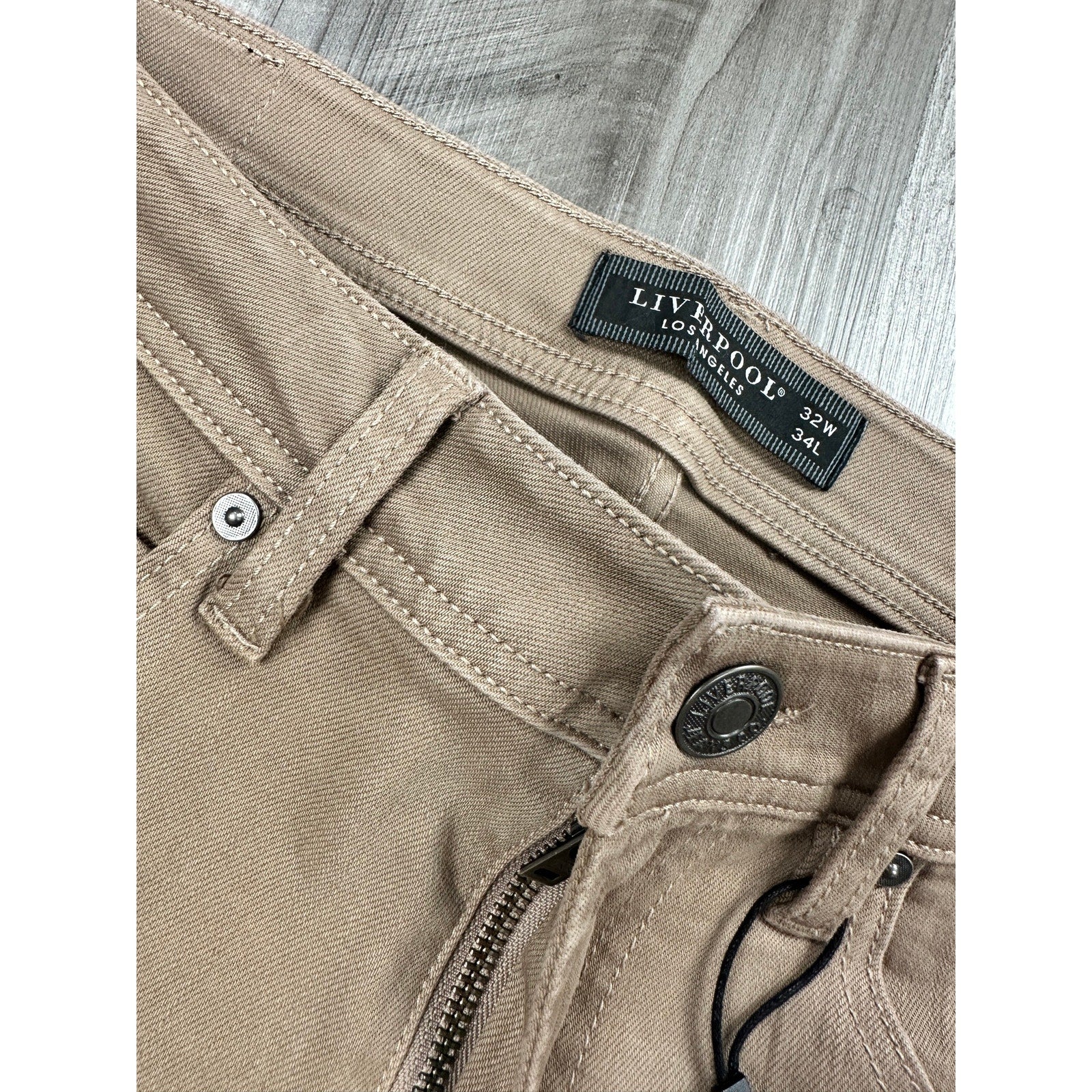 Liverpool Los Angeles Kingston Modern Straight Stretch Jean in Taupe — Size 32x34