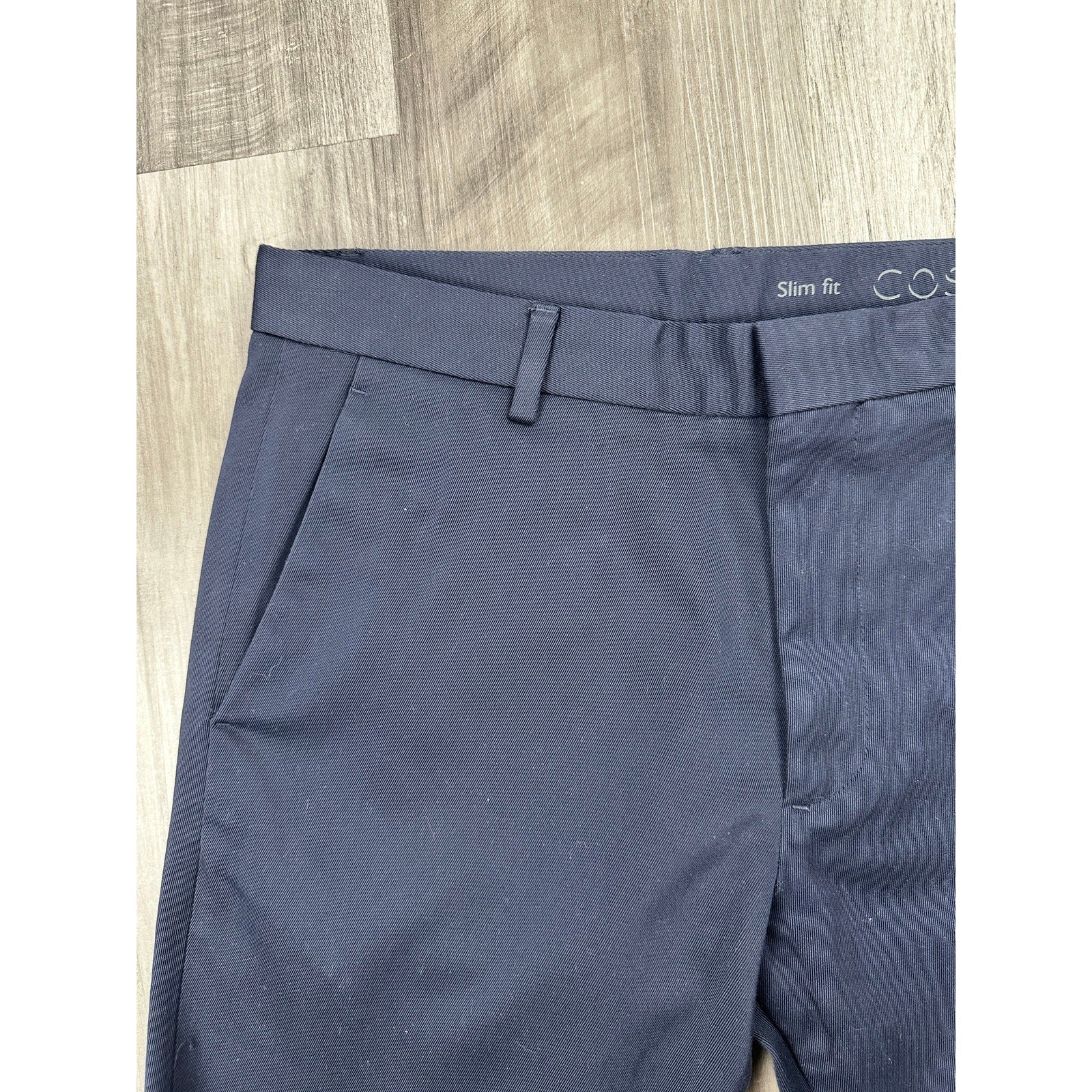 COS Slim Fit Tapered Cotton Trousers in Navy — Size 48 (US 32R) // Preowned