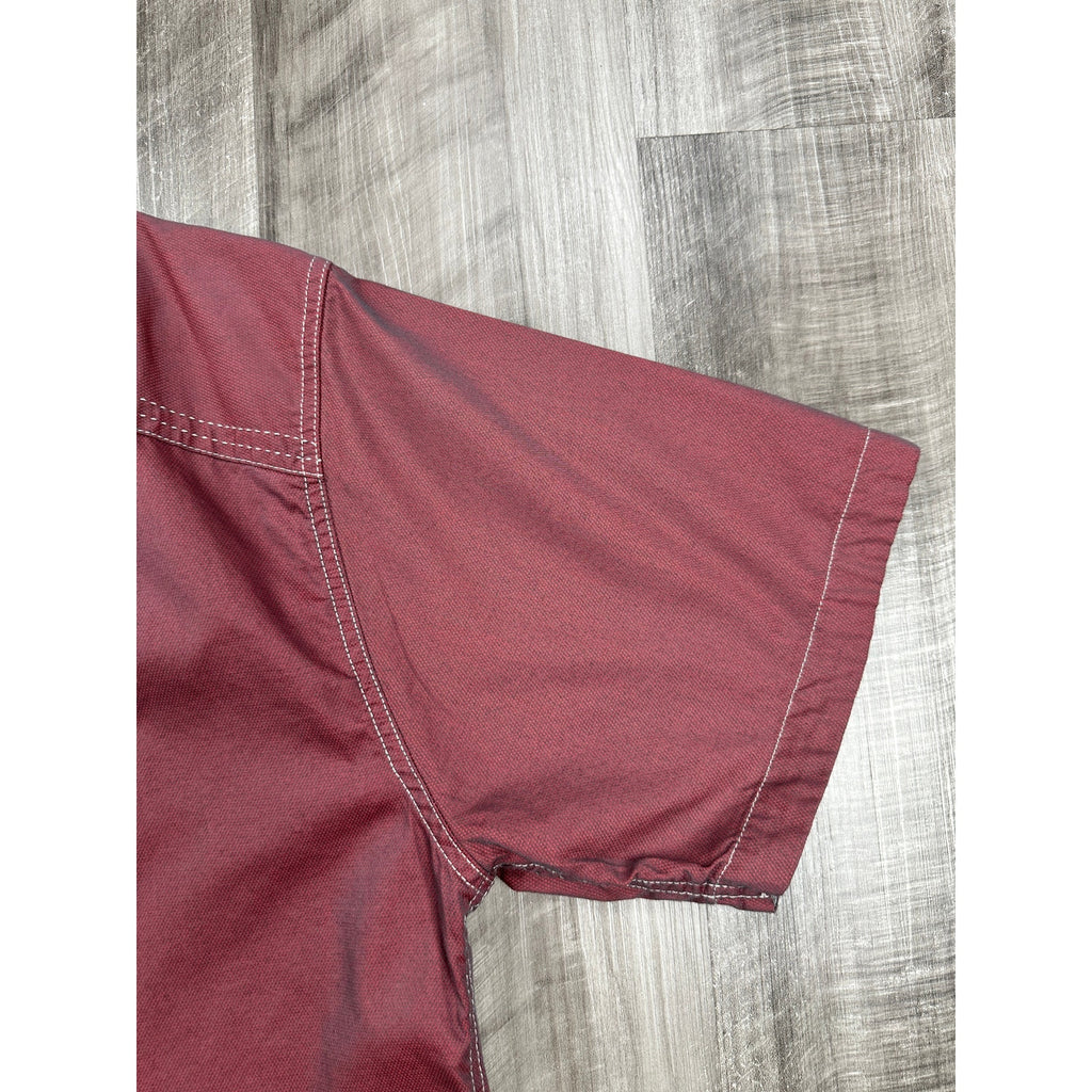 BKE Short Sleeve Athletic Fit Pearl Snap Button Down in Red Gray — Size 2XL // Preowned