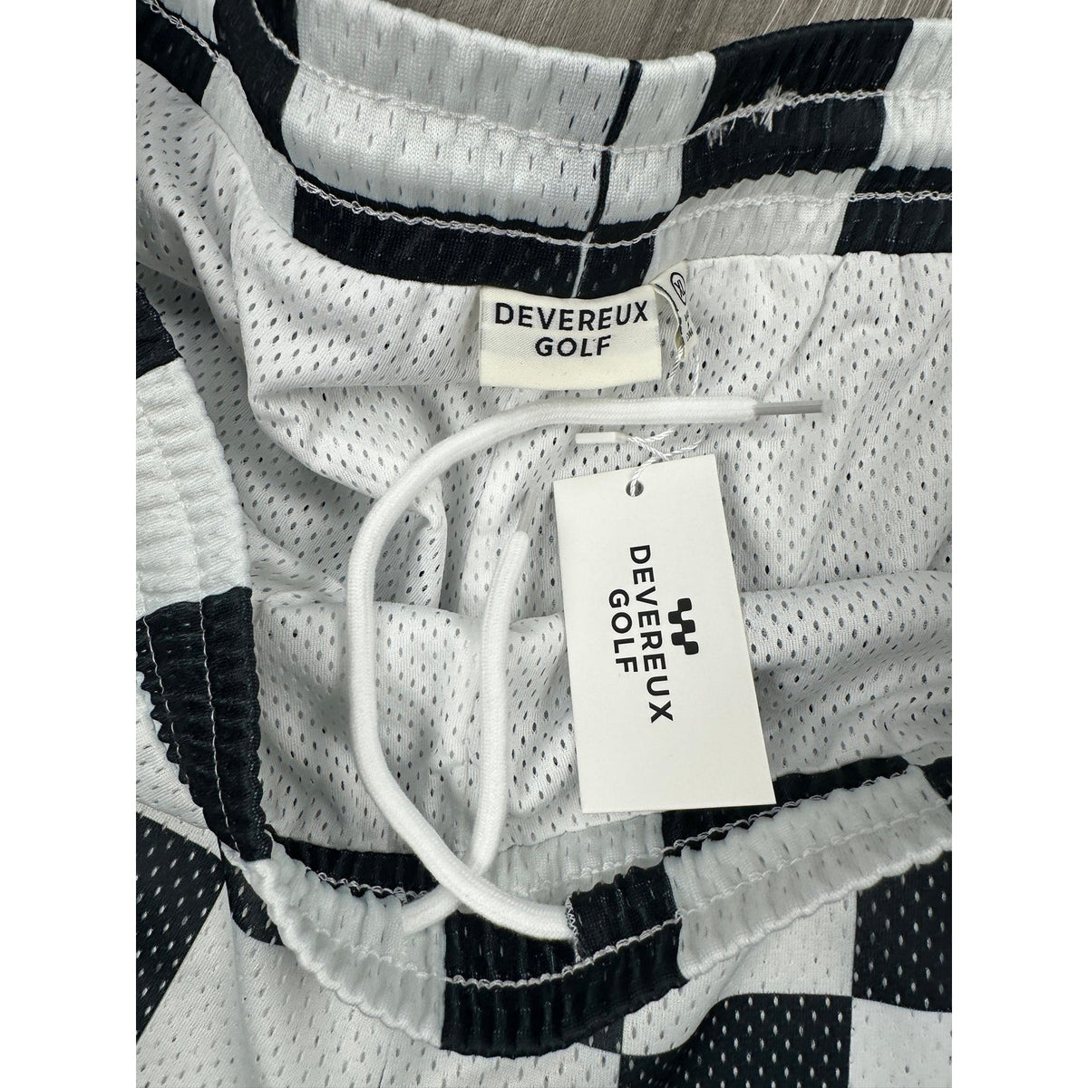 Devereux Golf Checkered Mesh Athletic Shorts — Size XL