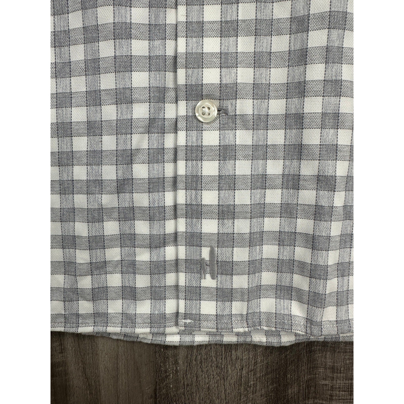 Johnnie-O Allworth Performance Checkered Long Sleeve Button Down in Light Gray — Size XL
