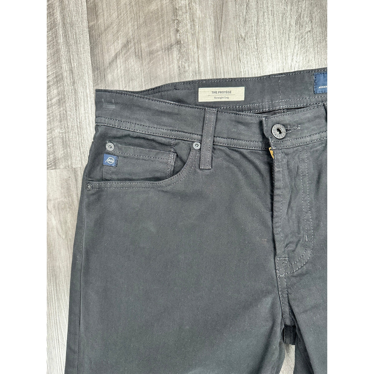 AG Adriano Goldschmied The Protégé Straight Leg Sueded Sateen Stretch Chino Jeans — Size 30x34 // Preowned