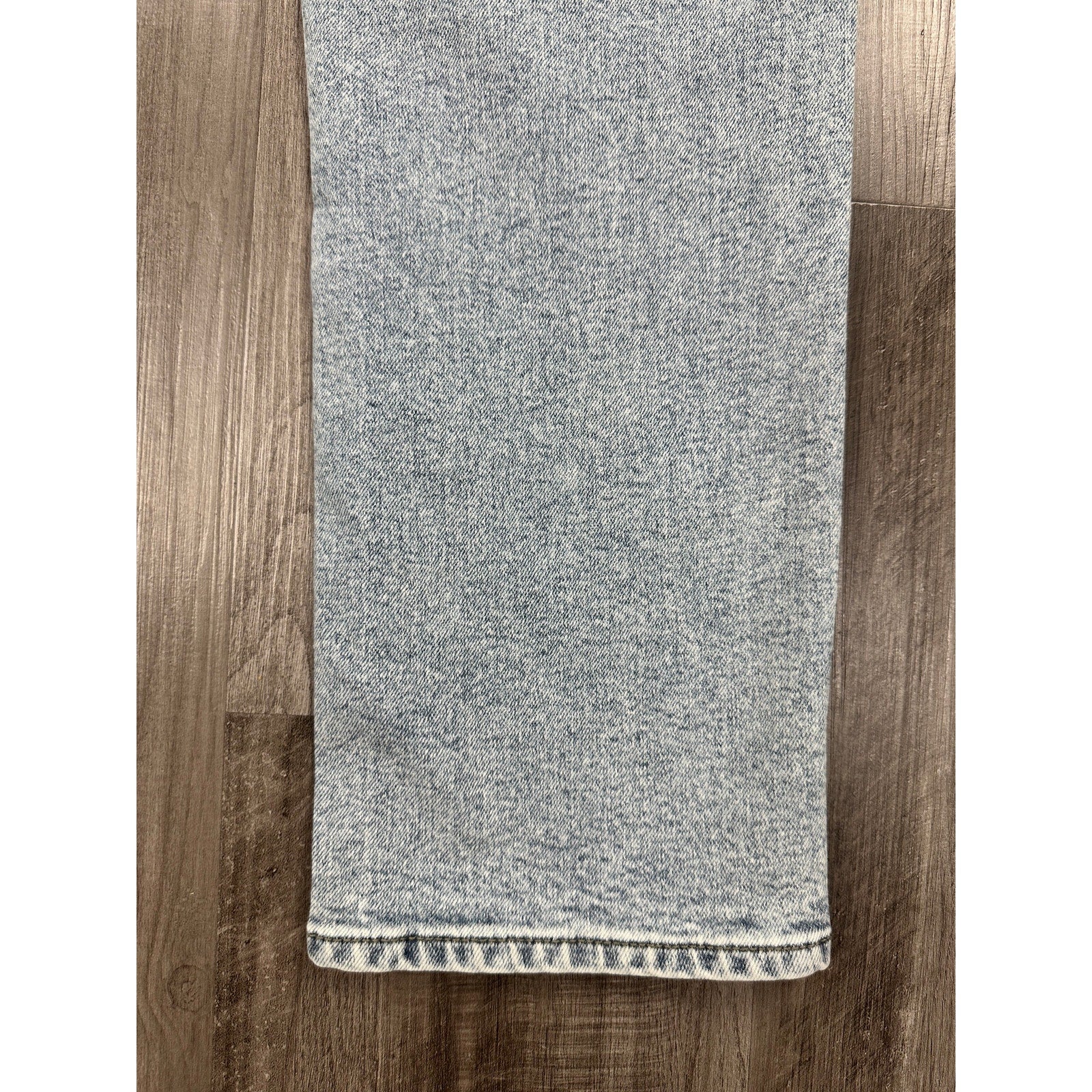 Buffalo David Bitton Slim Ash Stretch Jeans in Bleached and Blasted — Size 30x30