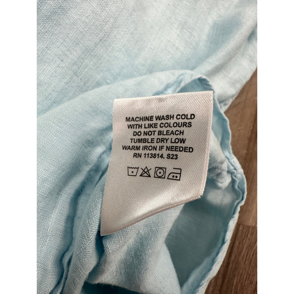 Billy Reid Linen Standard Cut Short Sleeve Button Down Shirt in Light Blue — Size Medium // Preowned