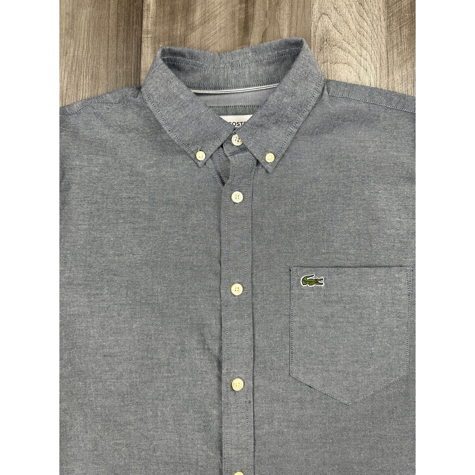 Lacoste Regular Fit Oxford Cotton Short Sleeve Shirt in Navy — Size Small // Preowned