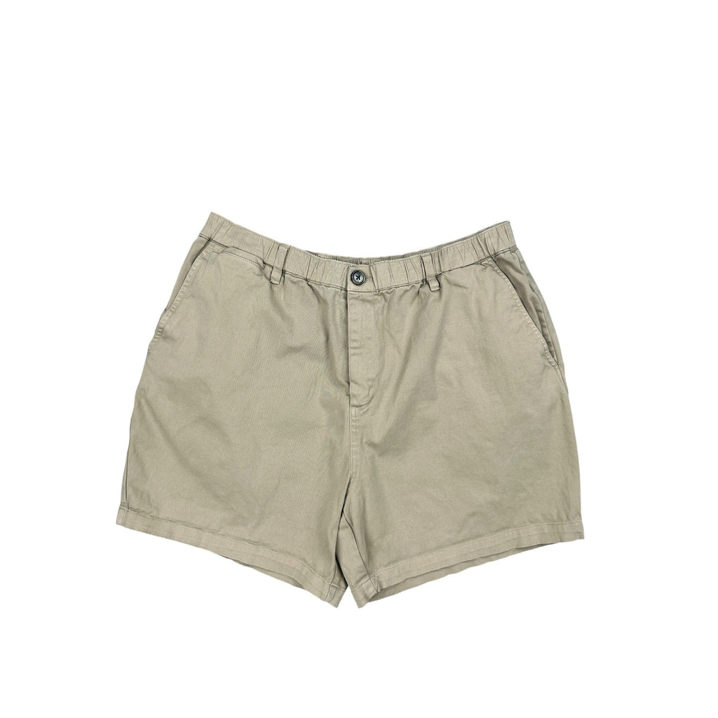 Cove 5" Chino Shorts in Light Khaki — Size 38 // Preowned