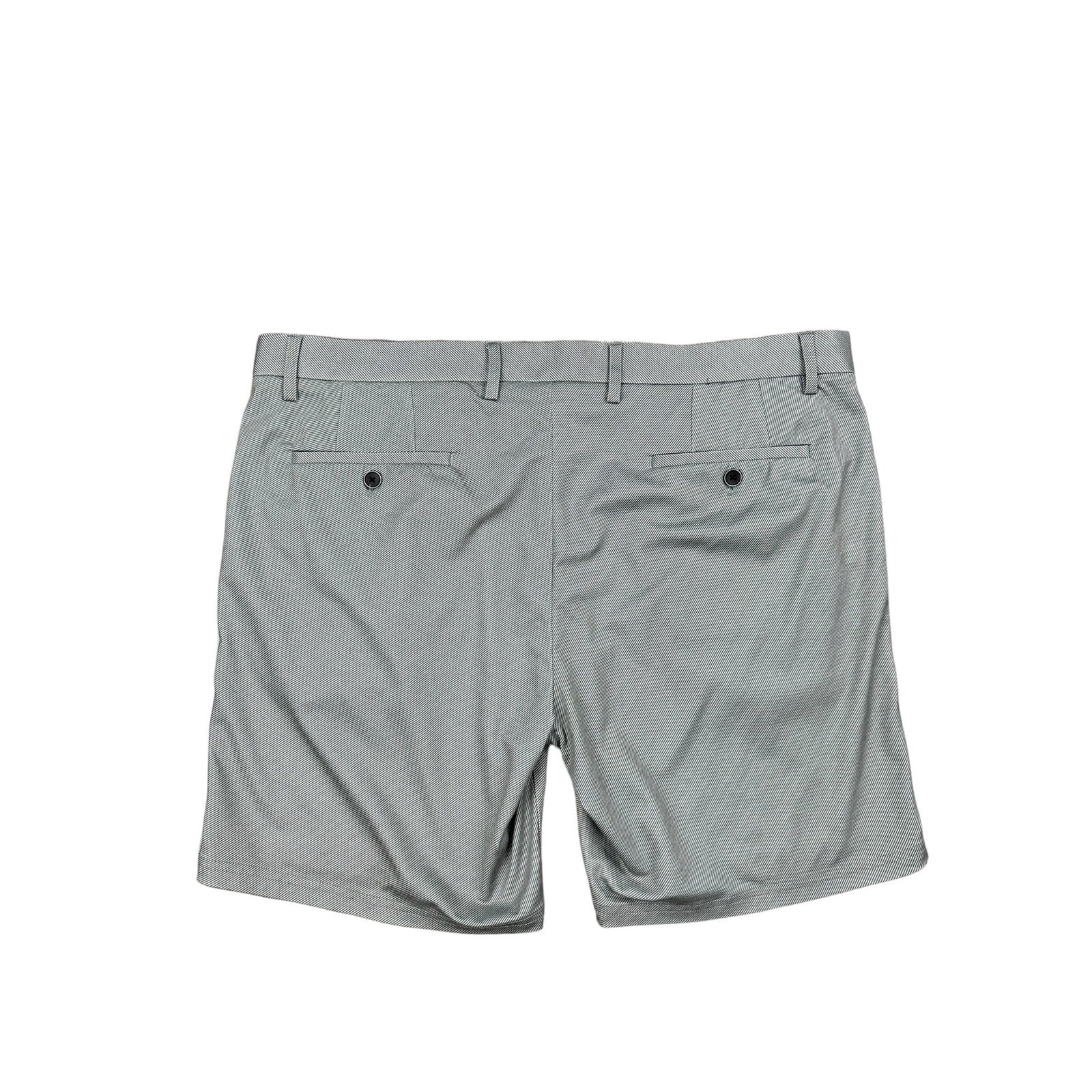 Robert Barakett Lomita Motion Shorts in Dusty Moss — Size 40