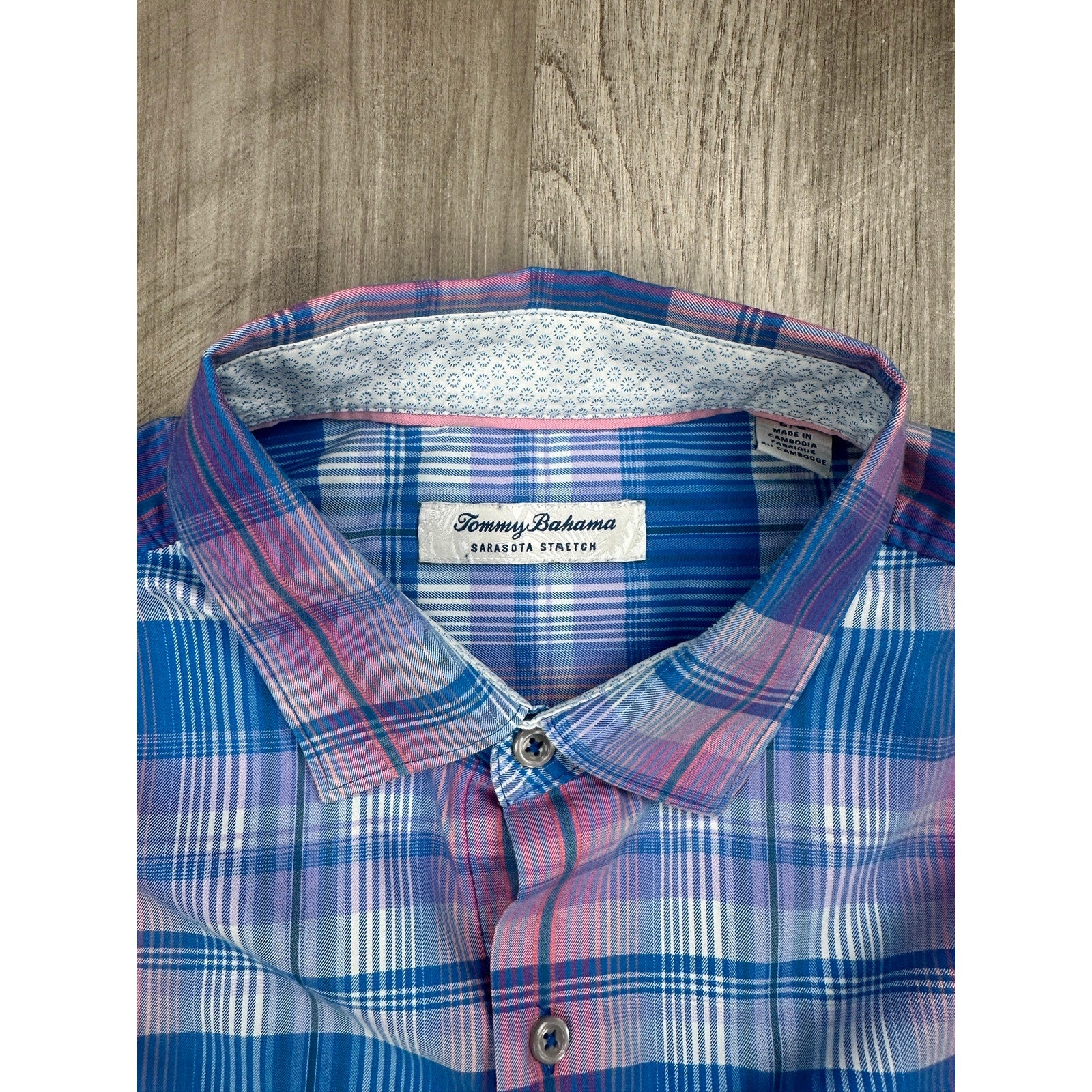 Tommy Bahama Sarasota Stretch Prismatic Plaid Long Sleeve Shirt in Blue, Pink, Green, White — Size Large // Preowned