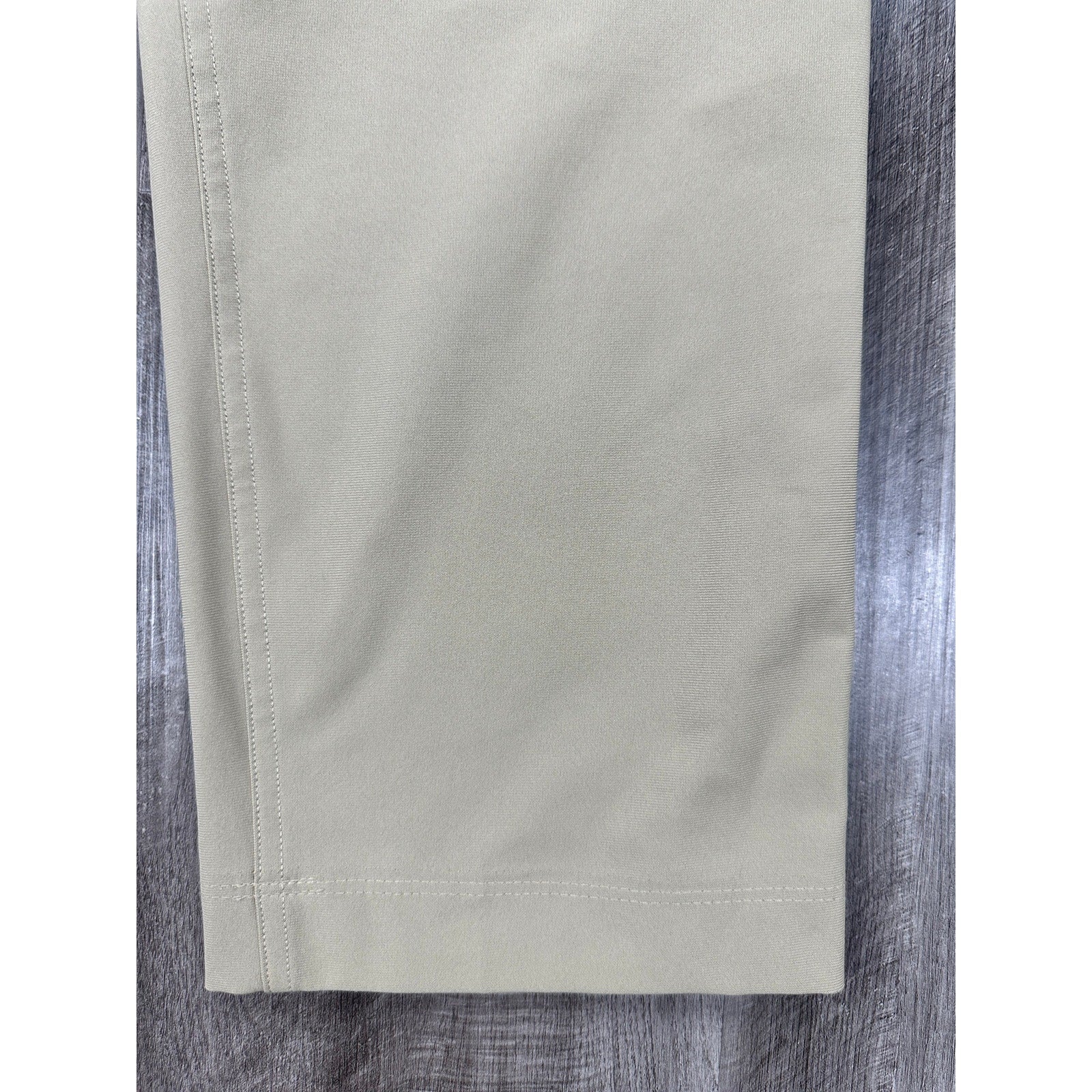 Lululemon ABC Slim Fit Warpstreme 5 Pocket Pants in Tan — Size 32 // Preowned