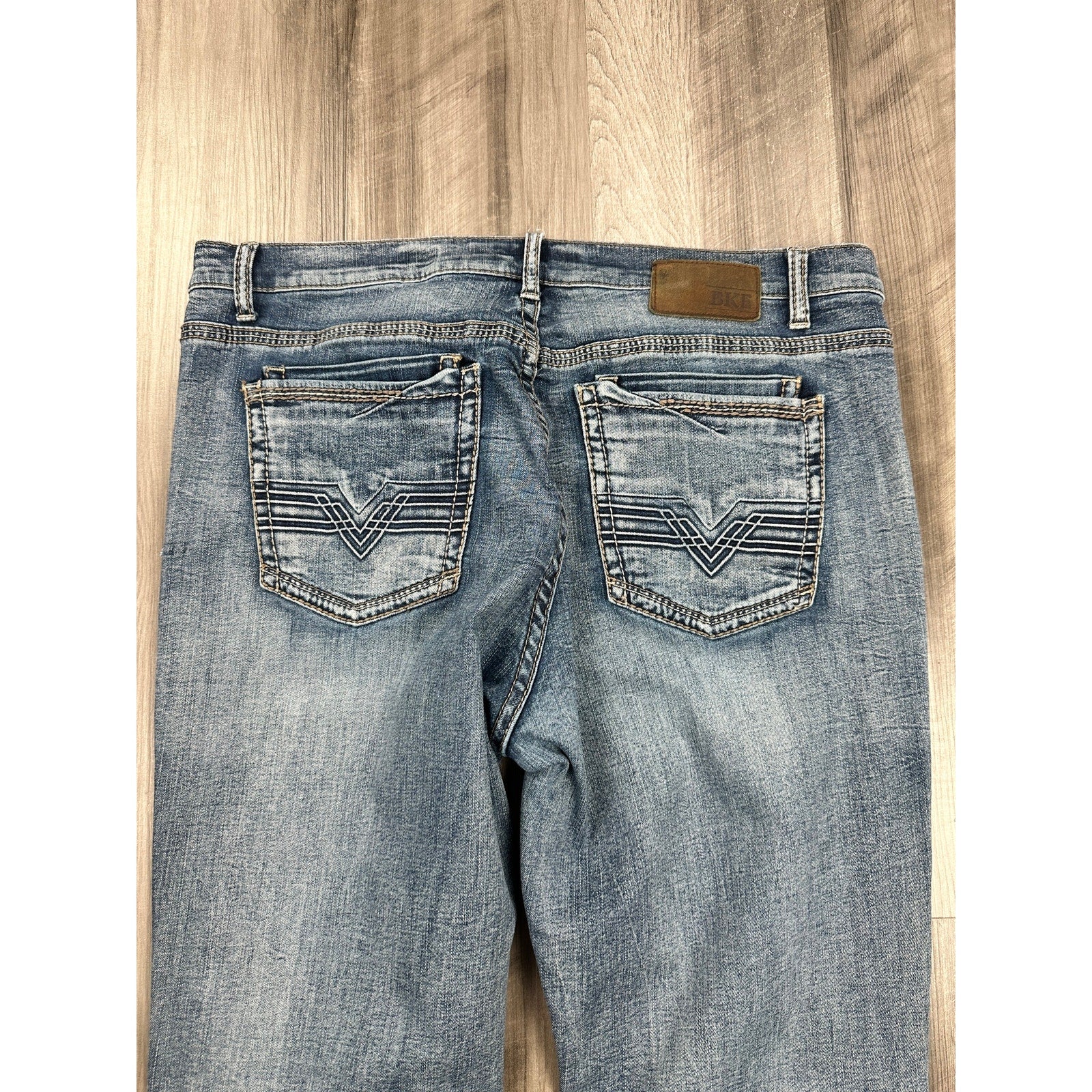 BKE Nolan Straight Leg Stretch Jean in Blue — Size 38R // Preowned