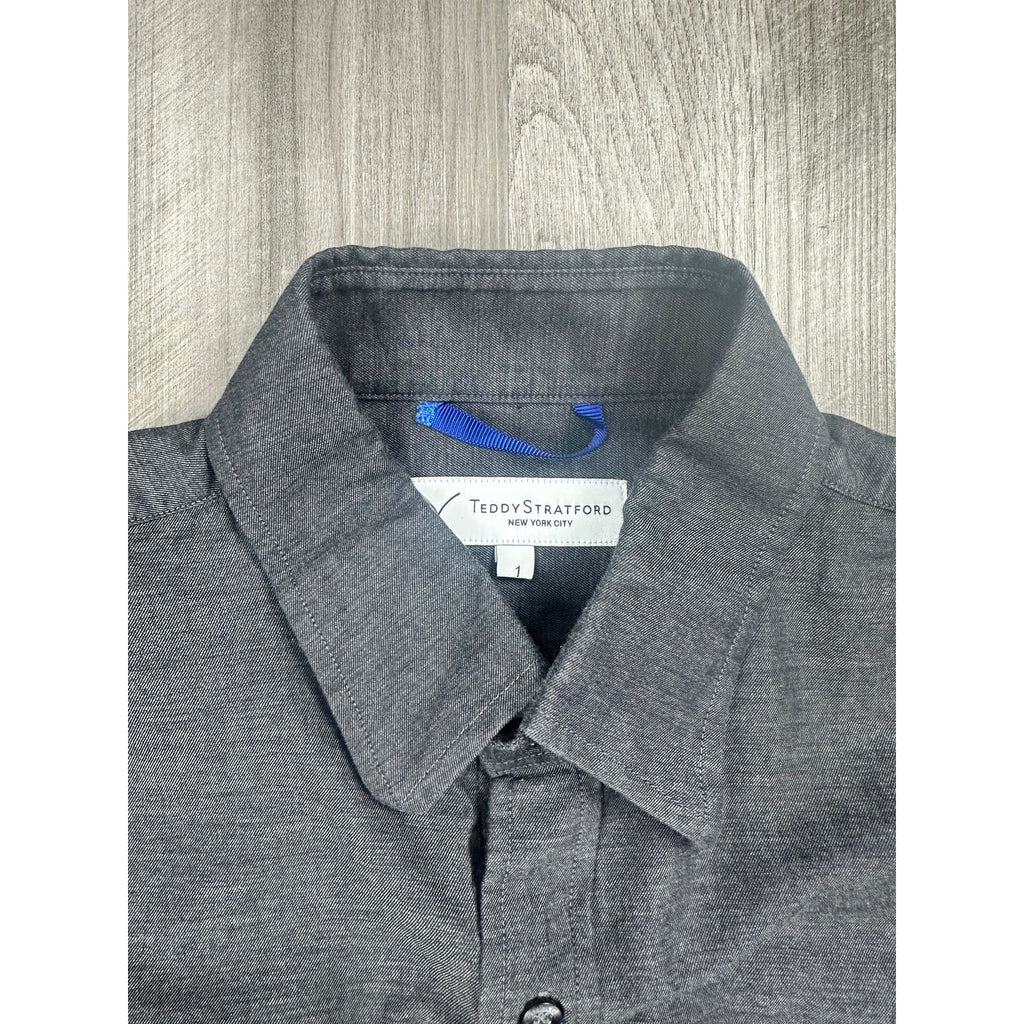 Teddy Stratford Two Pocket Organic Long Sleeve Shirt in Charcoal — Size 1 (US Small) // Preowned