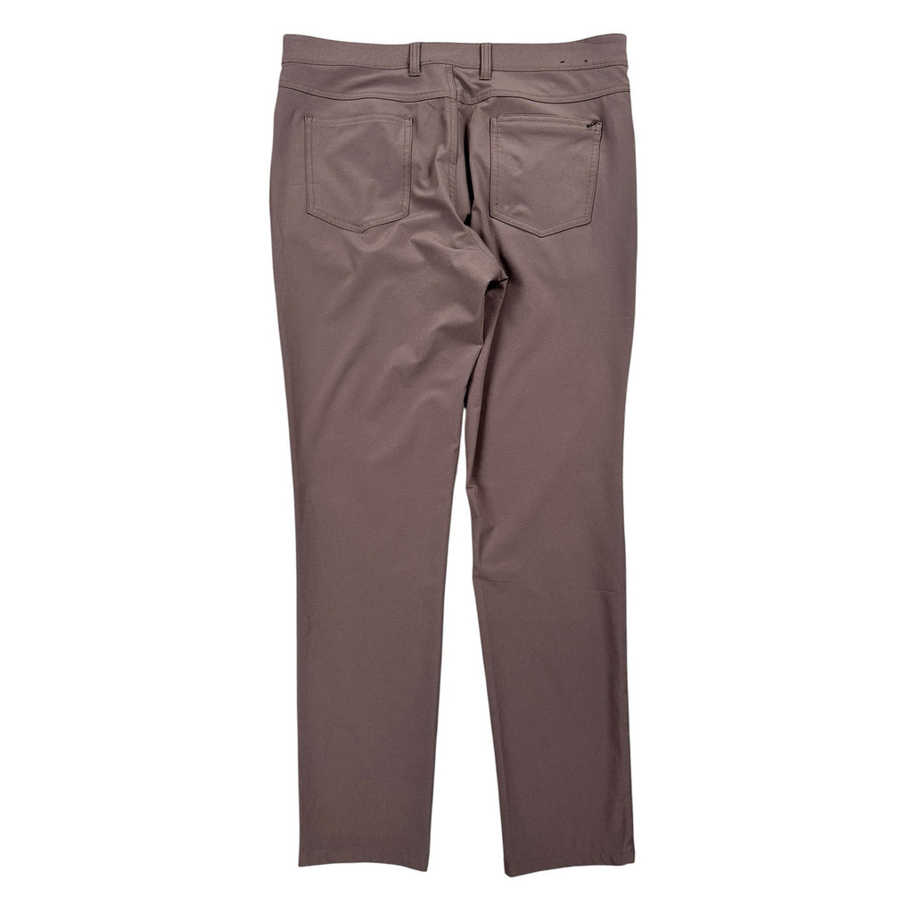 Mizzen+Main Helmsman Performance Slim Fit Chino Pants in Brown — Size 34x32 // Preowned