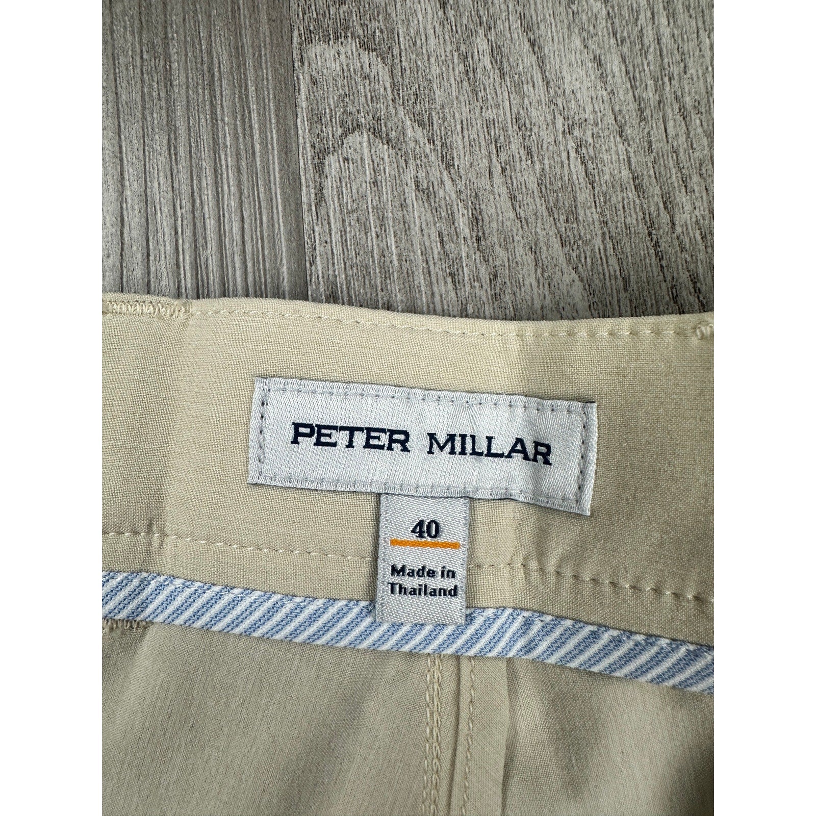 Peter Millar Shackleford Classic Fit Performance Hybrid Short in Sand — Size 40