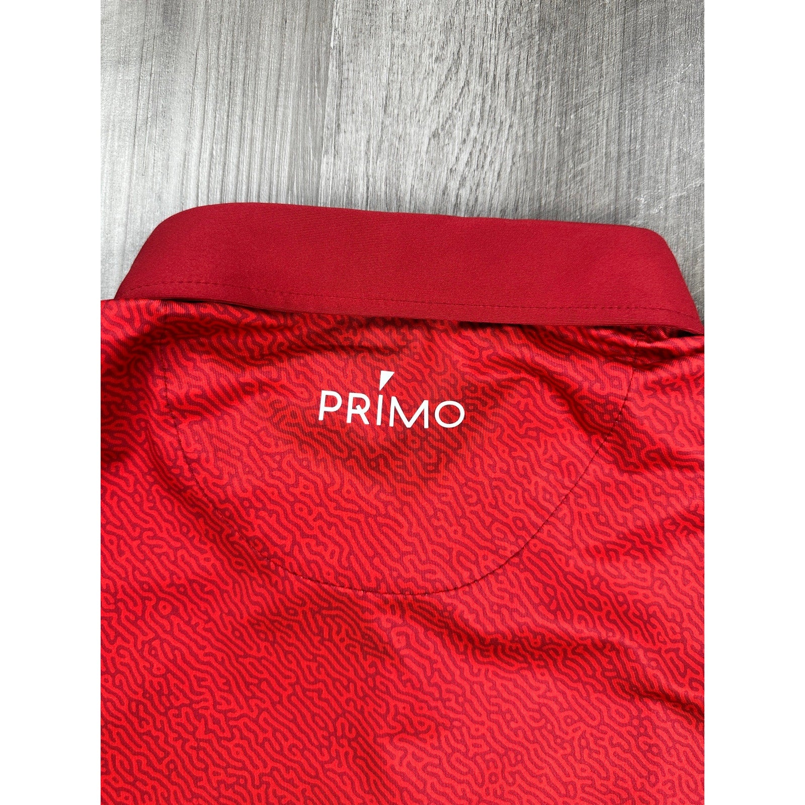 Primo Red Maze Classic Golf Polo in Red and Dark Red — Size XL // Preowned
