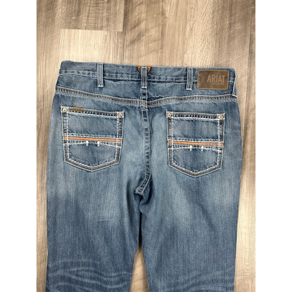 Ariat M4 Low Rise Coltrane Boot Cut Jean in Durango Blue — Size 36x32 // Preowned
