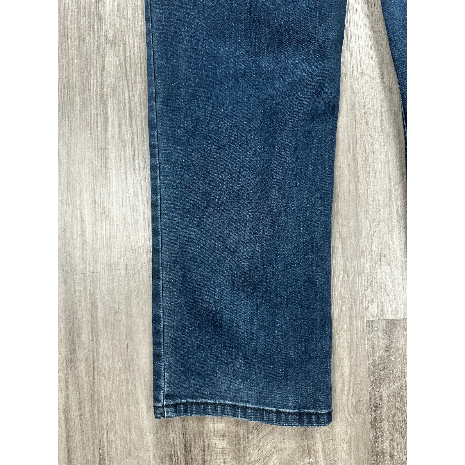 Buffalo David Bitton Axel Slim Stretch Jeans in Dark Wash — Size 40x30 // Preowned