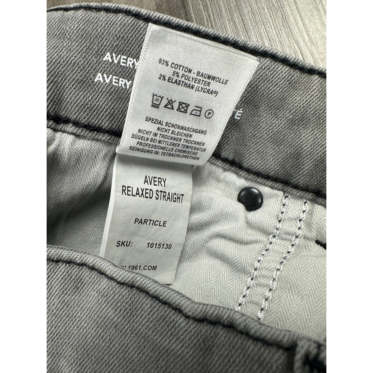 DL1961 Avery Relaxed Straight Jeans — Size 42x30
