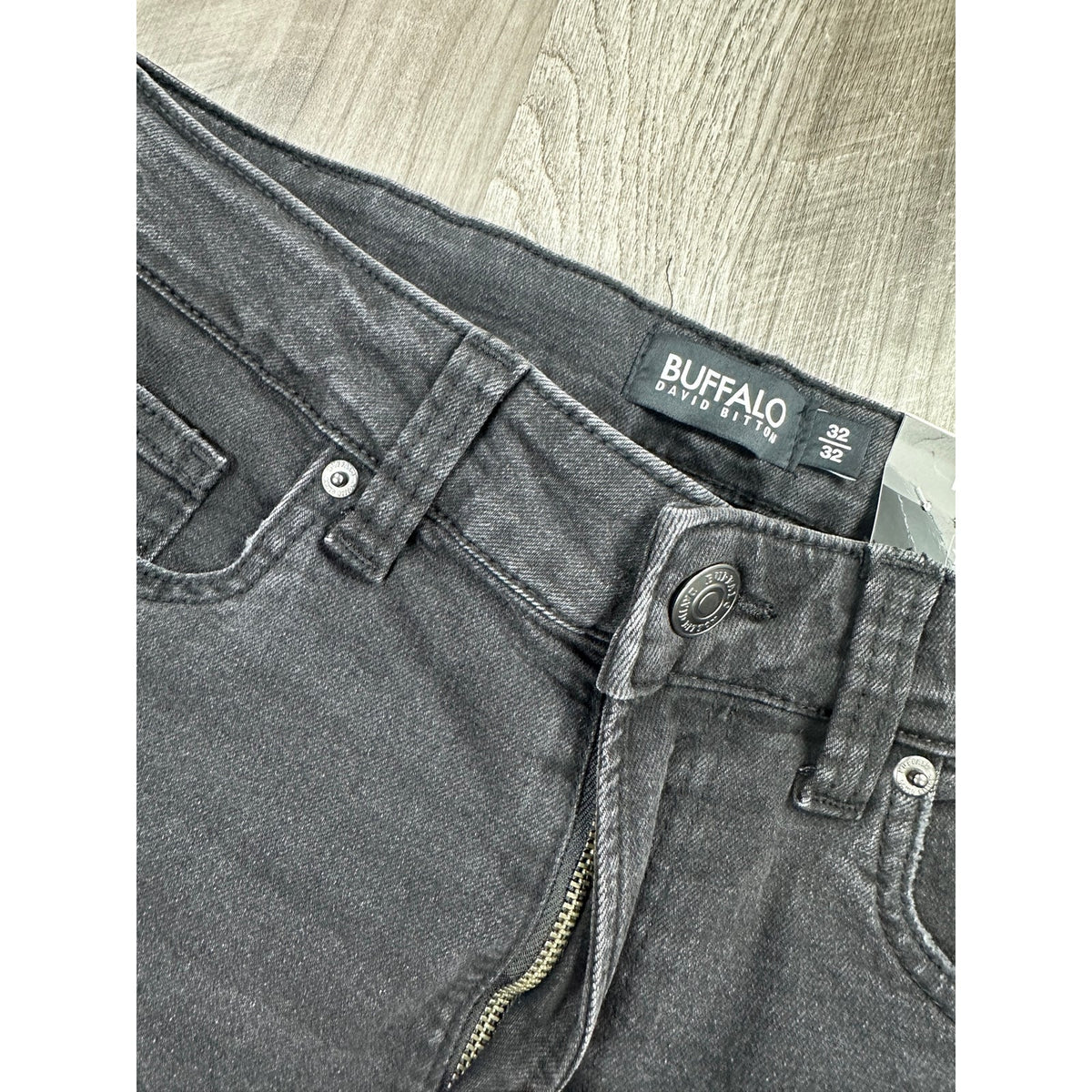 Buffalo David Bitton Driven Relaxed Straight Jeans — Size 32x32