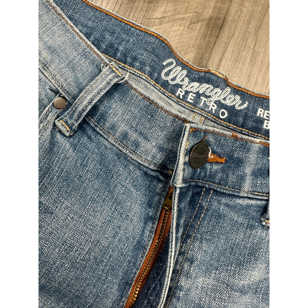 Wrangler Retro Relaxed Boot Cut Jean in Light Wash — 32x30