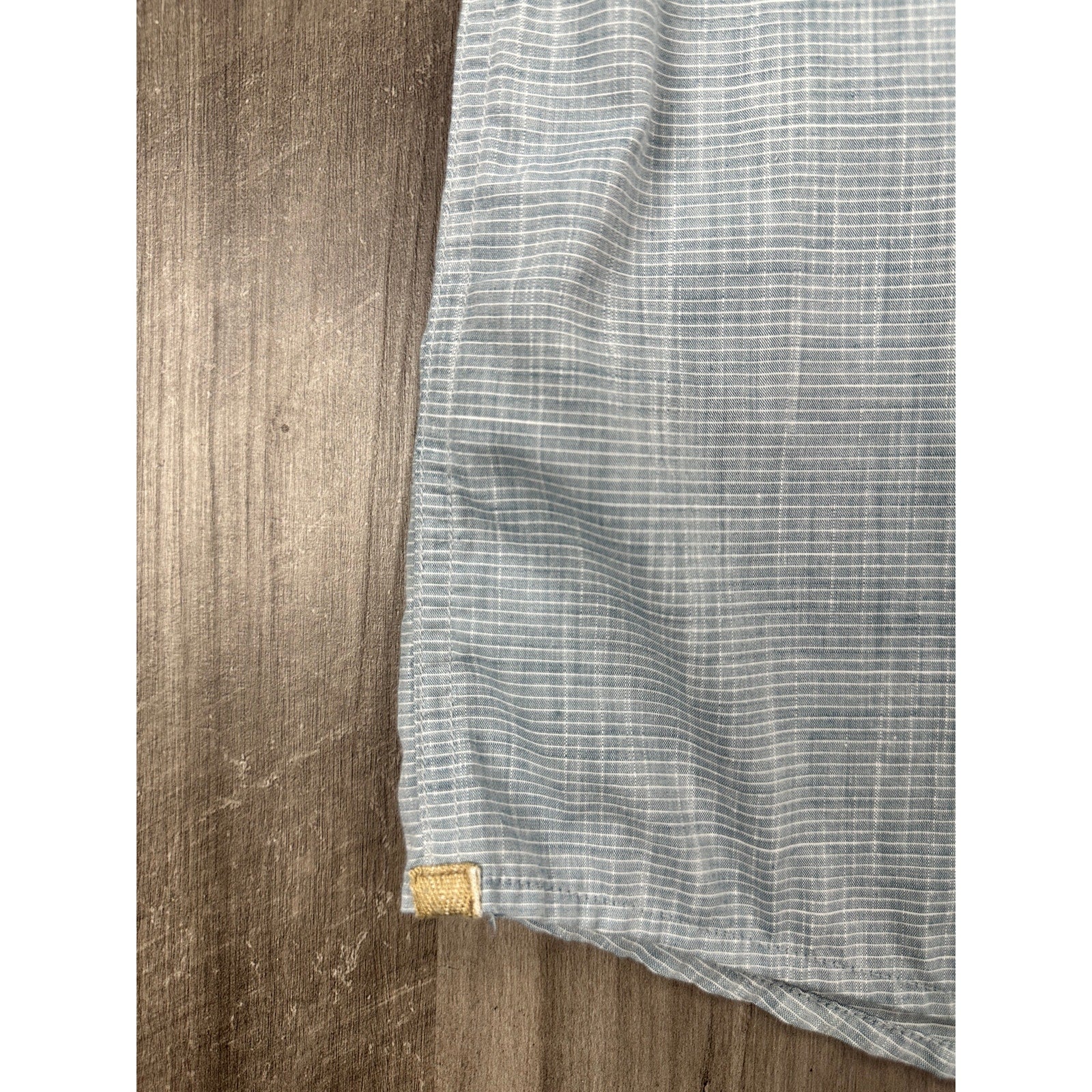 Kuhl Karib Short Sleeve Button Down in Blue Gray and White — Size XL // Preowned