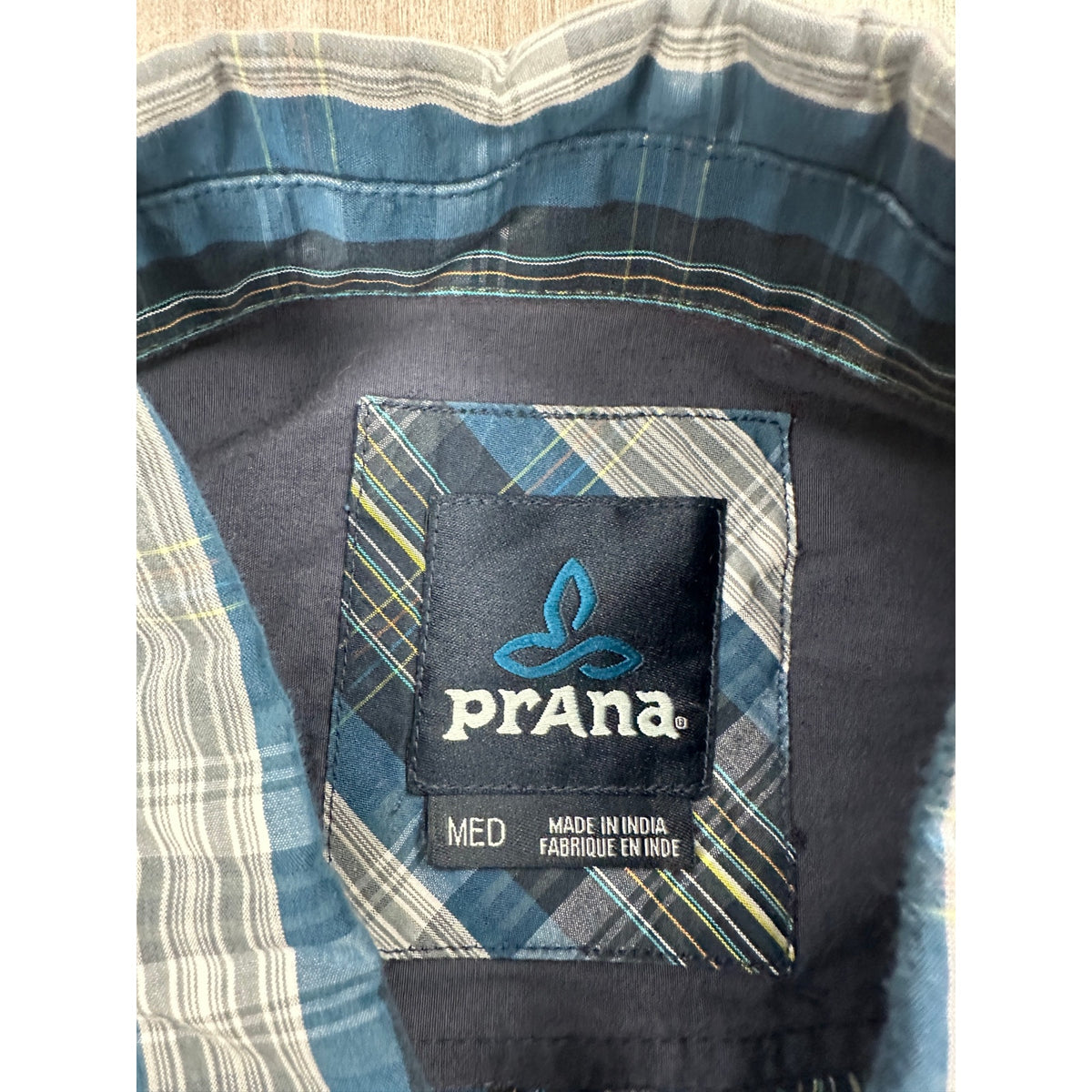 Prana Murdock Slim Fit Plaid Short Sleeve Shirt — Size Medium // Preowned
