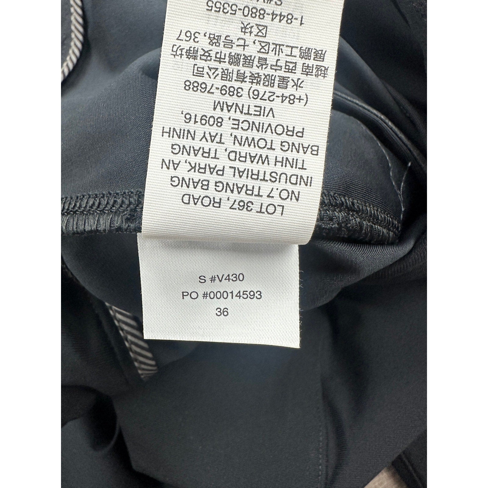 Vuori Meta Five Pocket Performance Pants in Black — Size 36