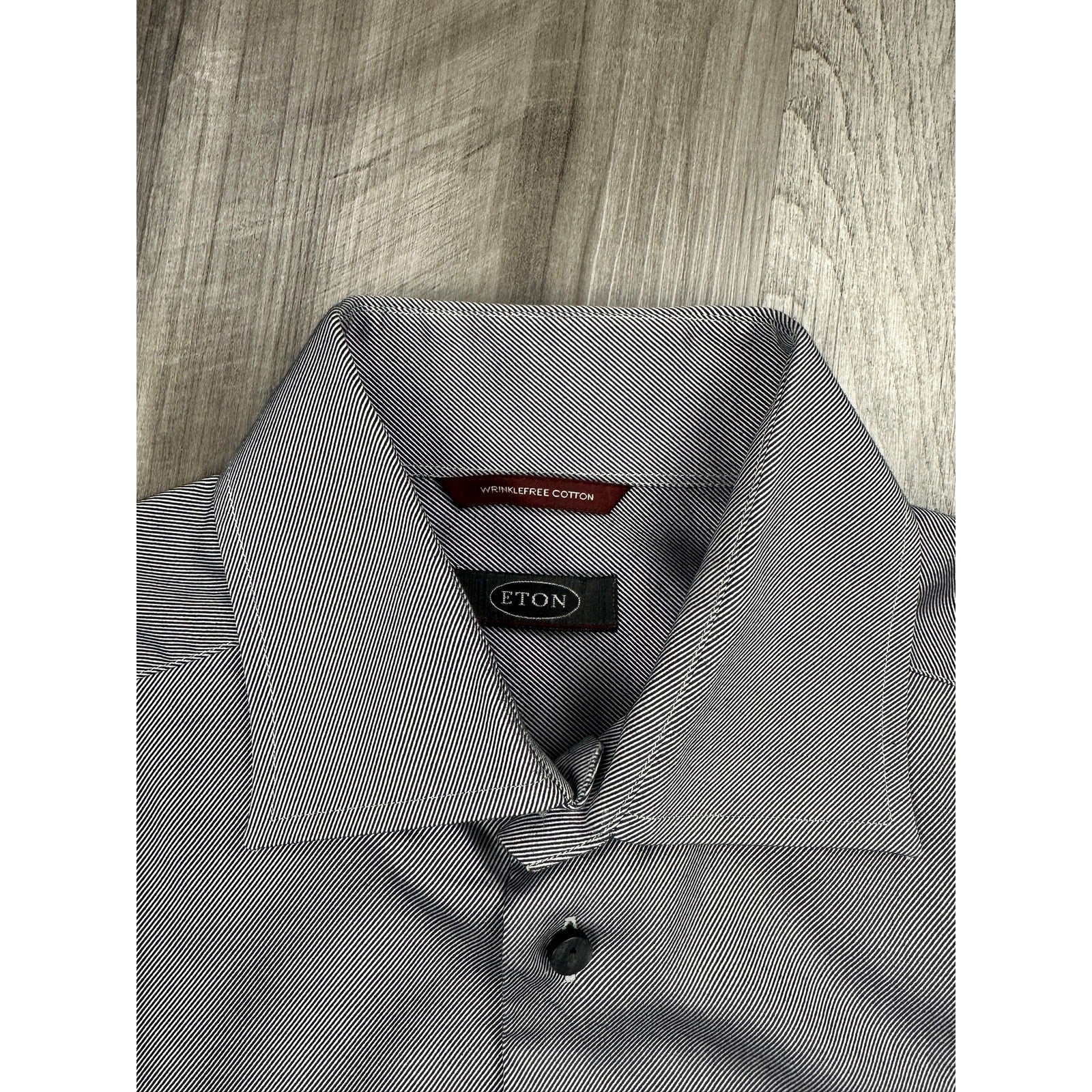 Eton Twill Weave Wrinkle Free Long Sleeve Button Down in Gray, Black — Size 16/41 (Large) // Preowned
