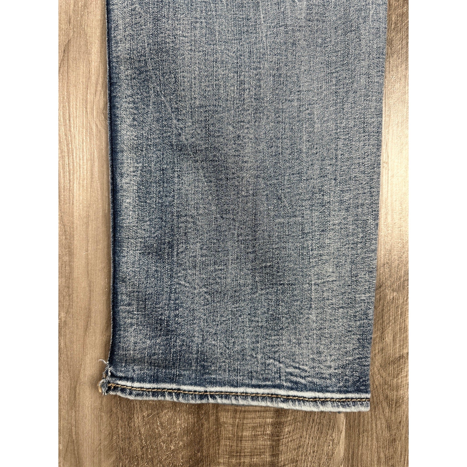 BKE Nolan Straight Leg Stretch Jean in Blue — Size 38R // Preowned