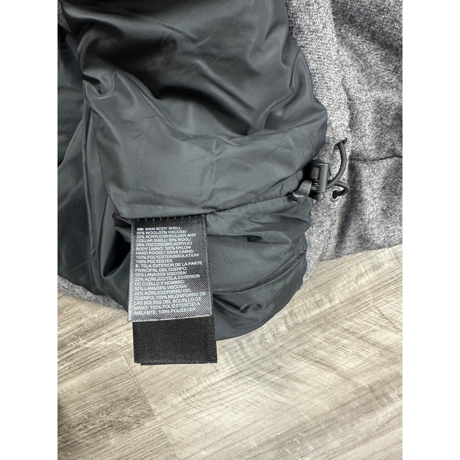 The North Face Wool Blend Retro Utility Vest in Black and Gray — Size Large // Preowned