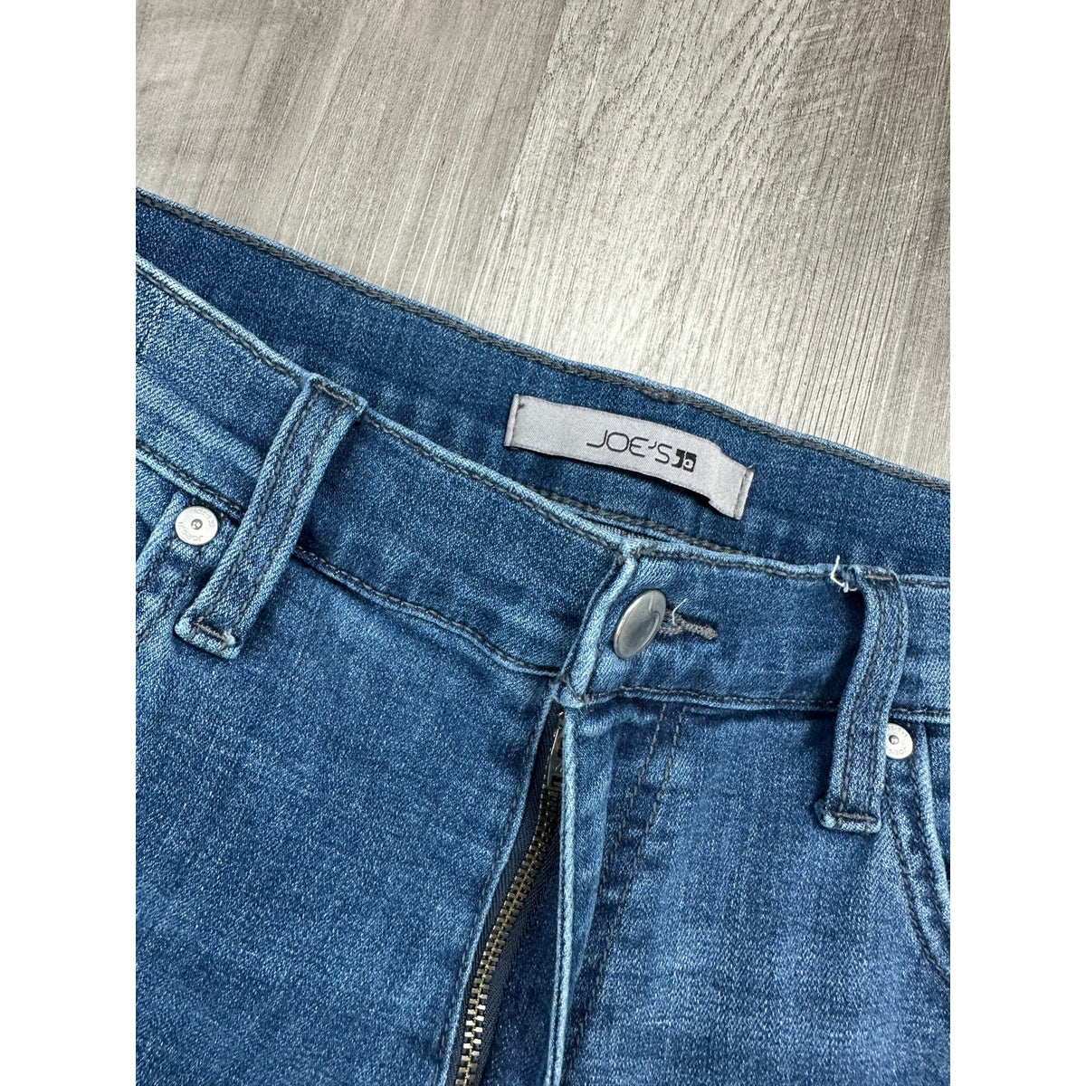 Joe's Jeans The Brixton Kinetic Straight & Narrow Huxley Jeans — Size 34 // Preowned