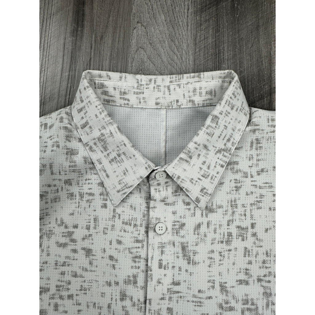 Lululemon Airing Easy Performance Short Sleeve Button Down in White Olive — Size Large // Preowned