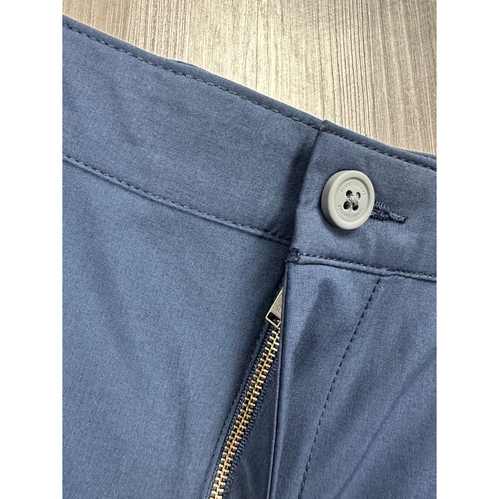 Tommy Bahama Regular Fit Basic Performance Shorts in Navy — Size 34