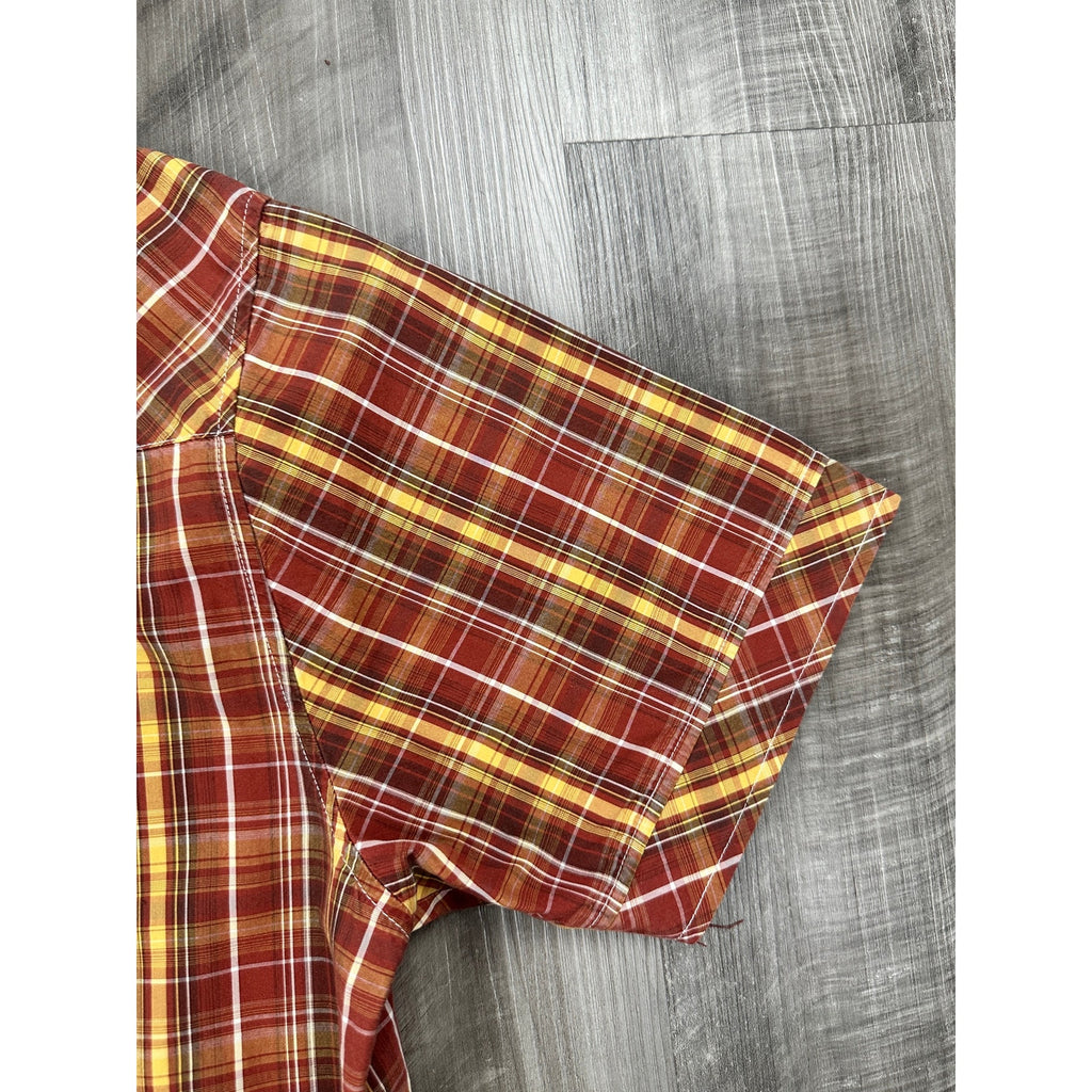 Kuhl Suncel Plaid Short Sleeve Button Down in Reddish Brown, Brown, Golden Yellow and White — Size XL // Preowned