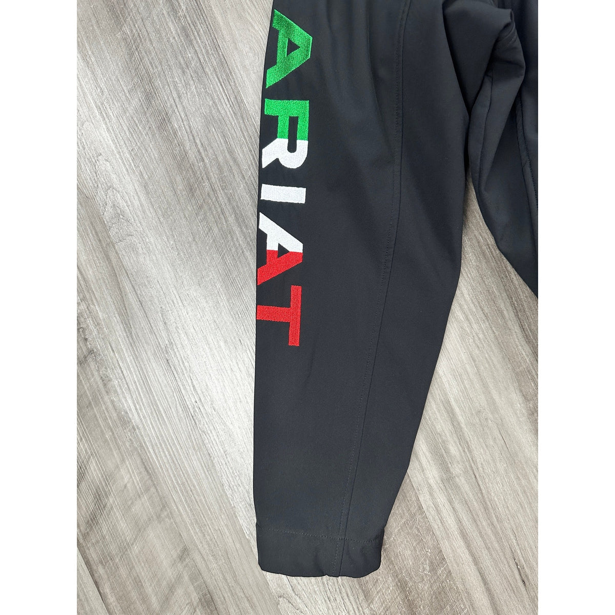 Ariat New Team Logo 2.0 Tek Softshell Mexico Water Resistant Jacket — Size XL // Preowned